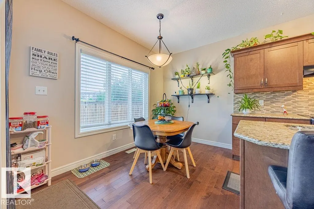 51 MEADOWPARK Gate