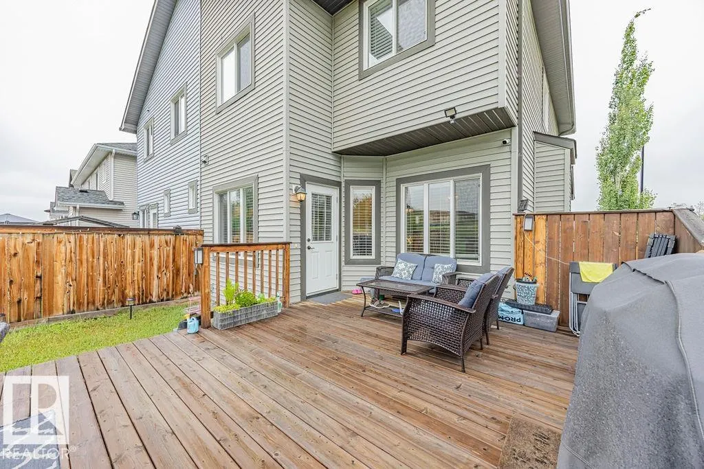 51 MEADOWPARK Gate