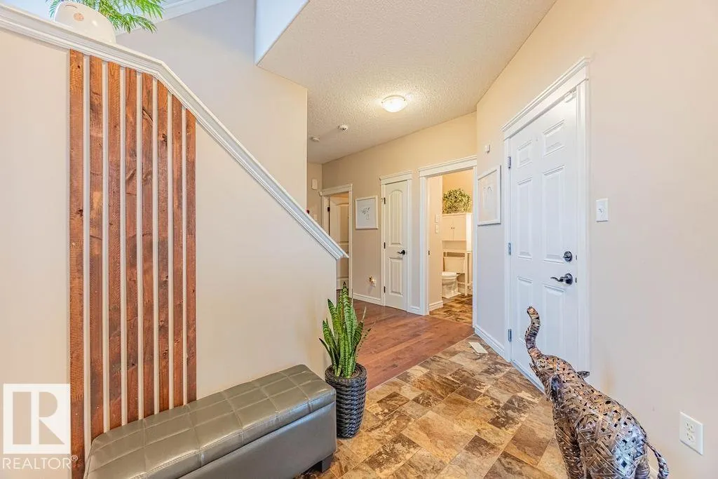 51 MEADOWPARK Gate