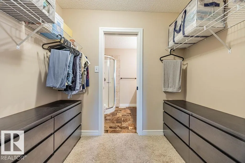 51 MEADOWPARK Gate