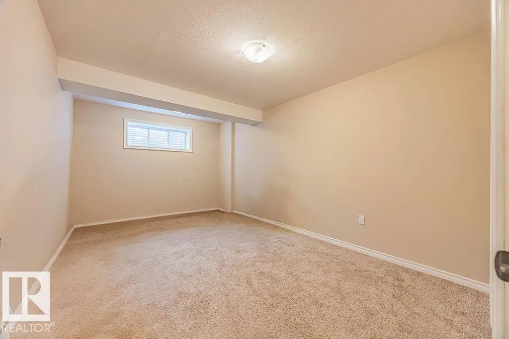 51 MEADOWPARK Gate