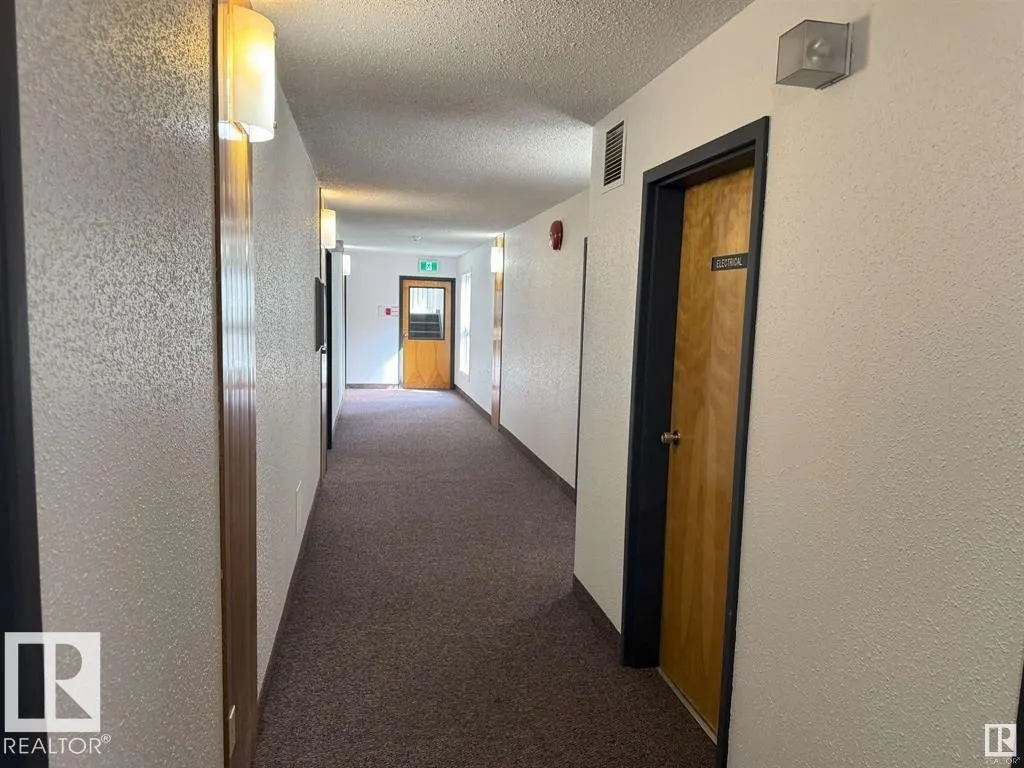 20 Alpine Place