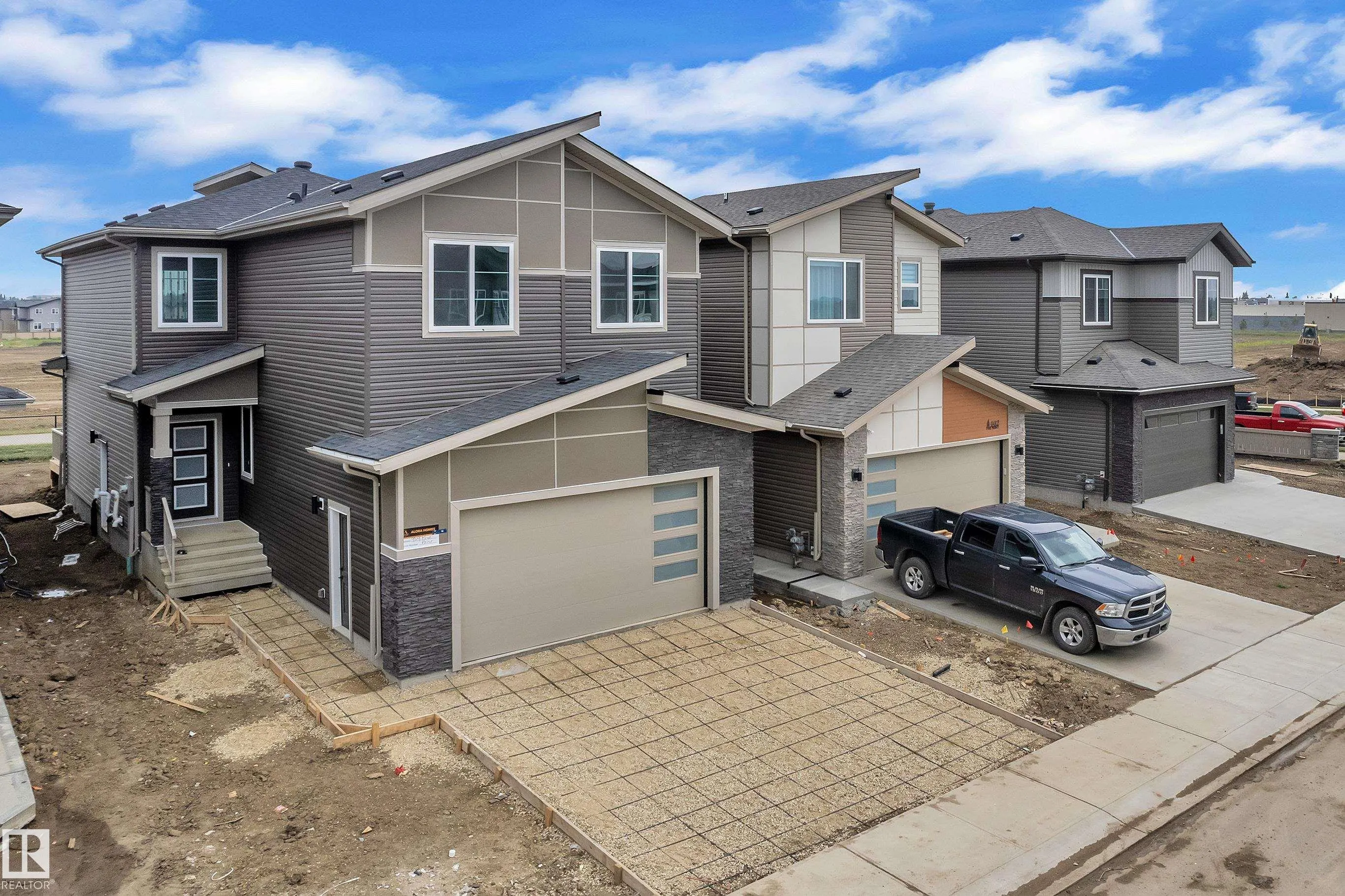 404 Pine Point(e)