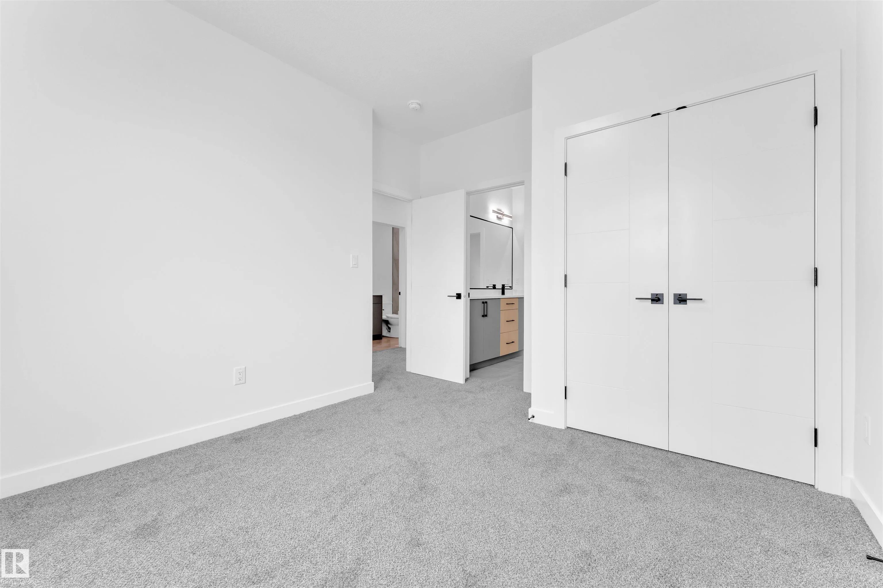404 Pine Point(e)