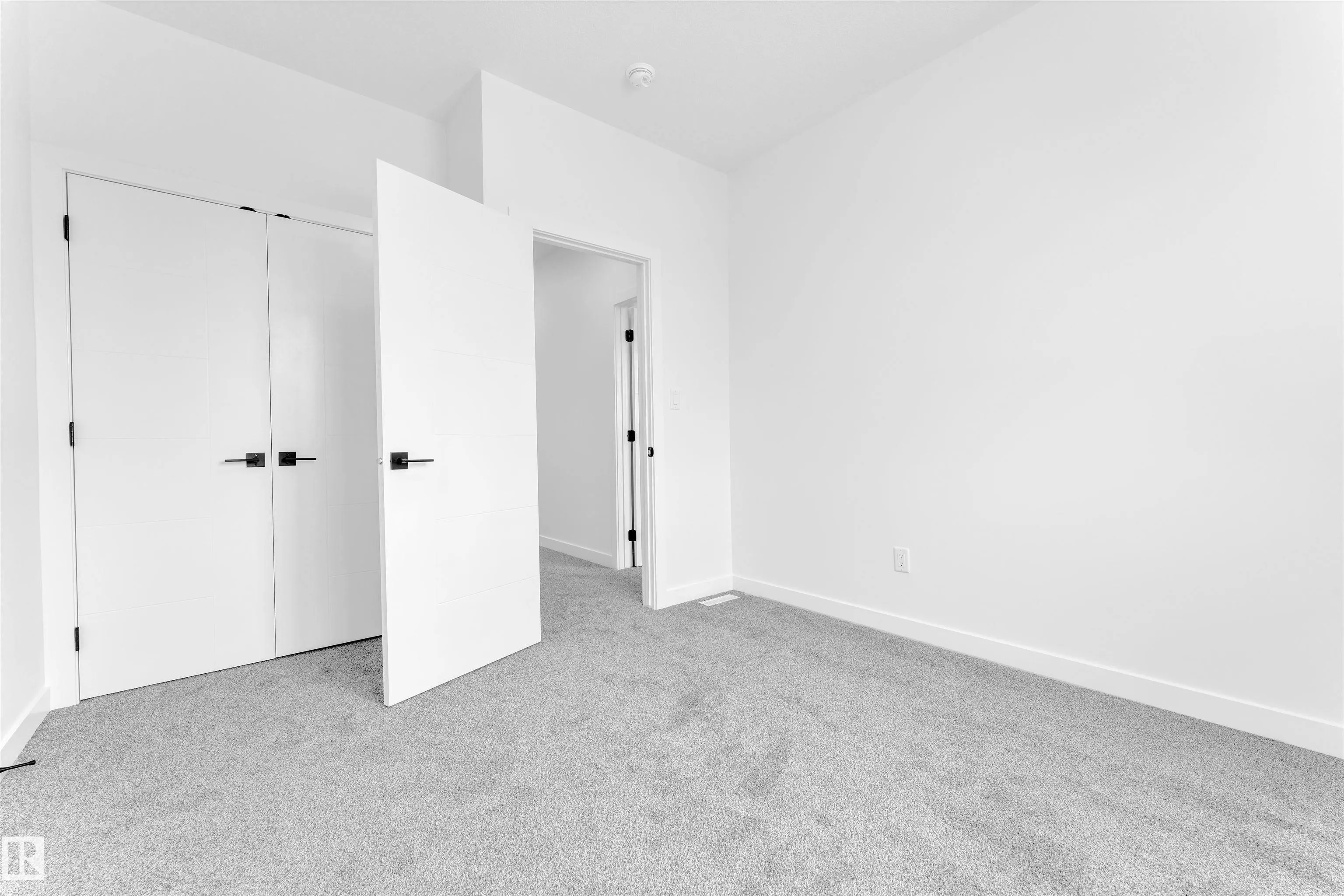 404 Pine Point(e)
