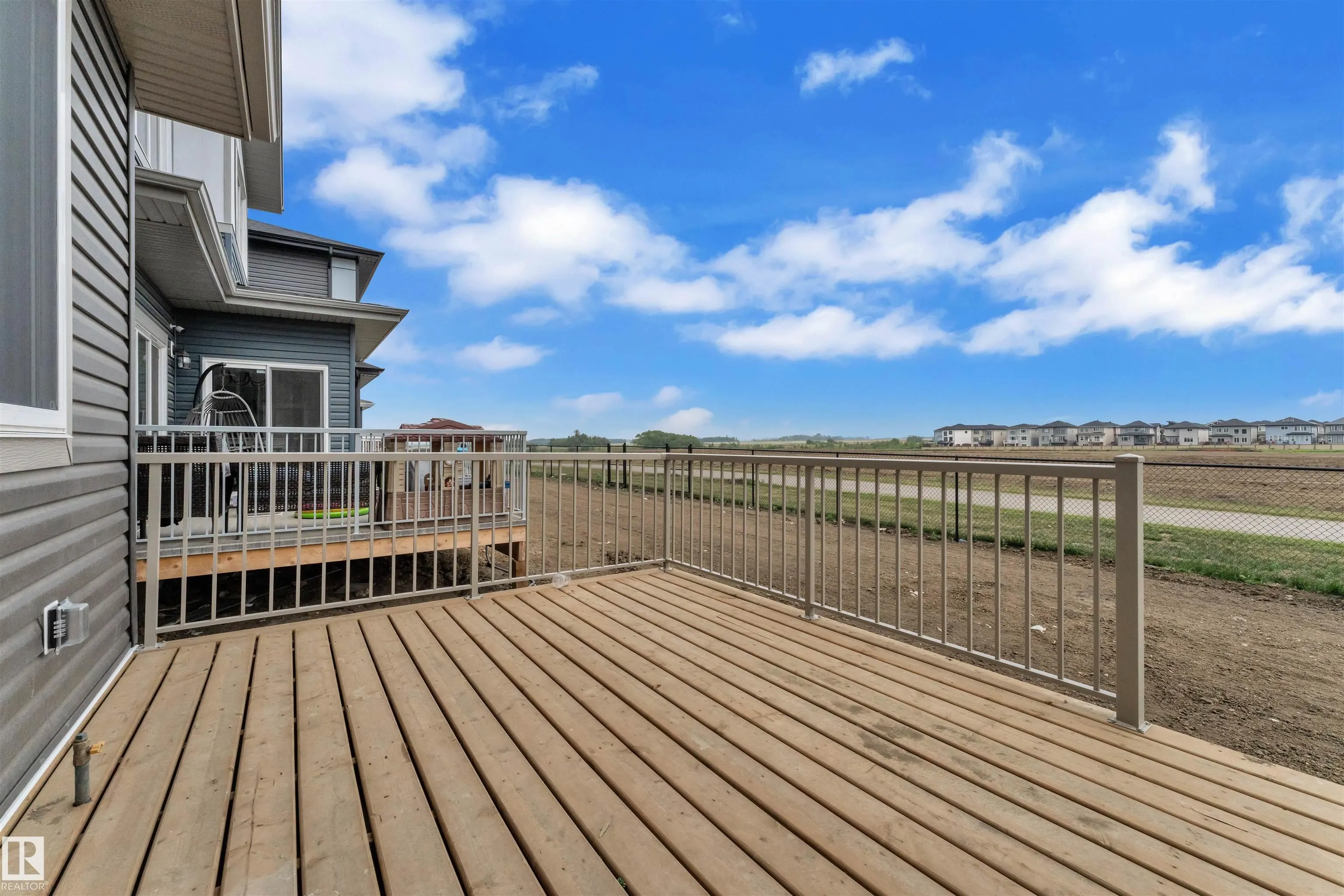 404 Pine Point(e)
