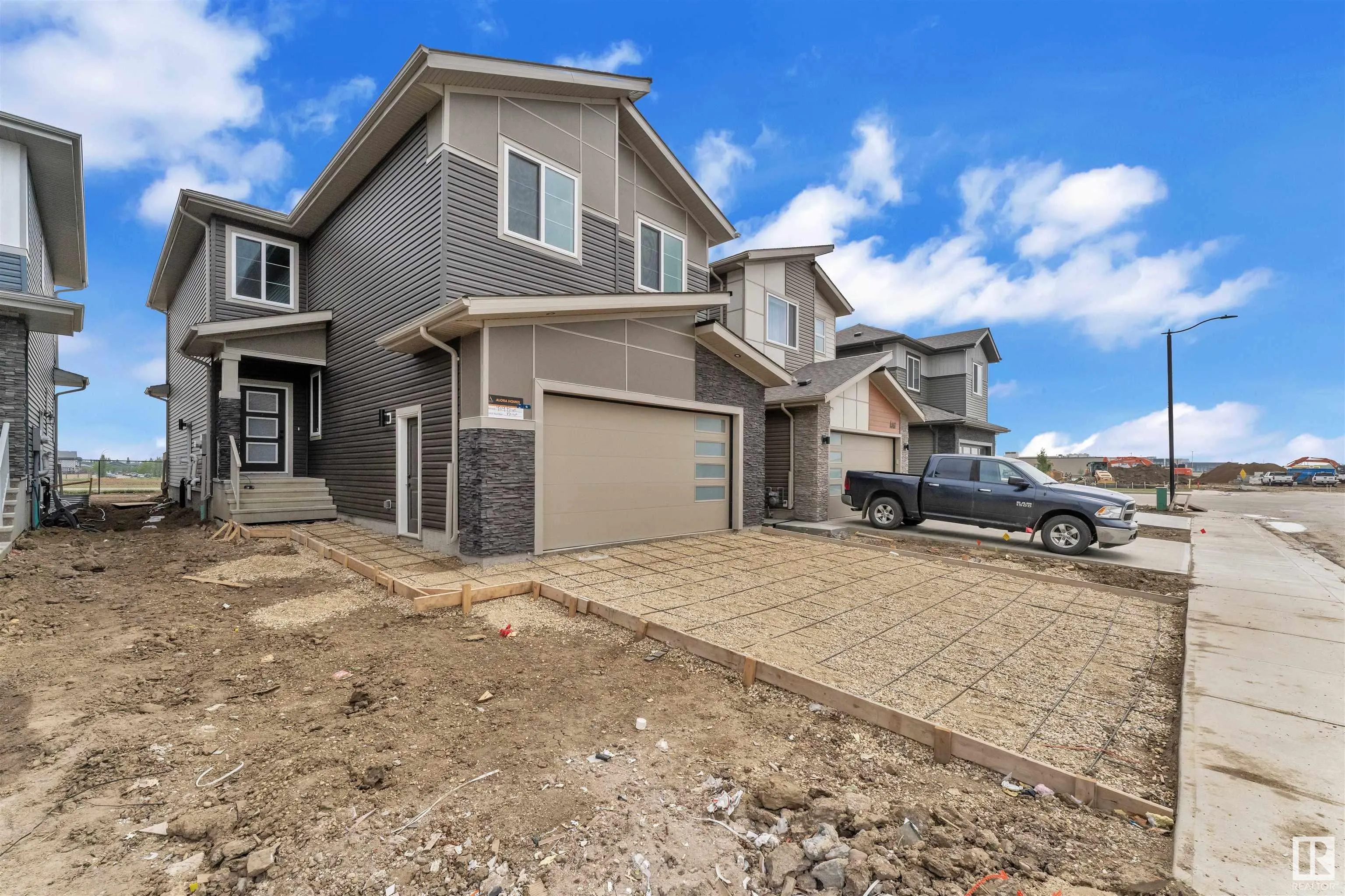 404 Pine Point(e)
