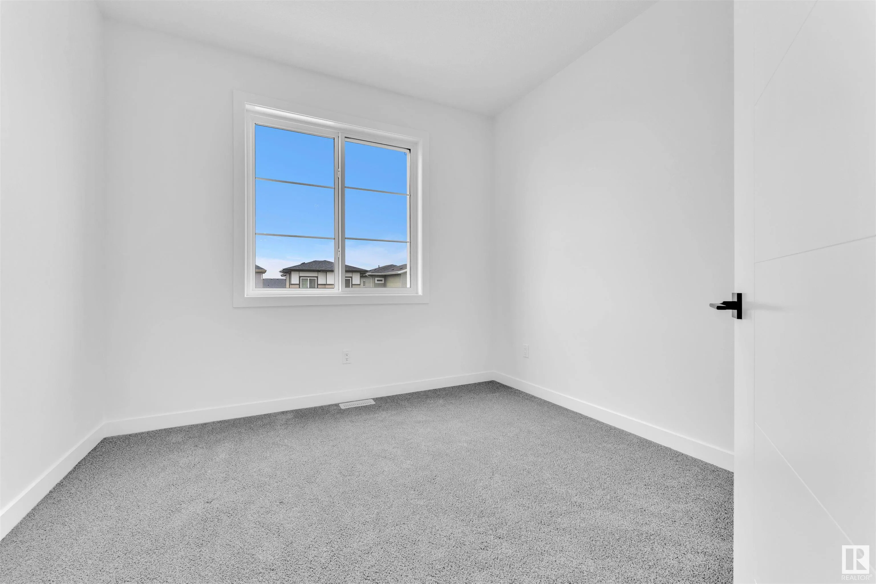 404 Pine Point(e)