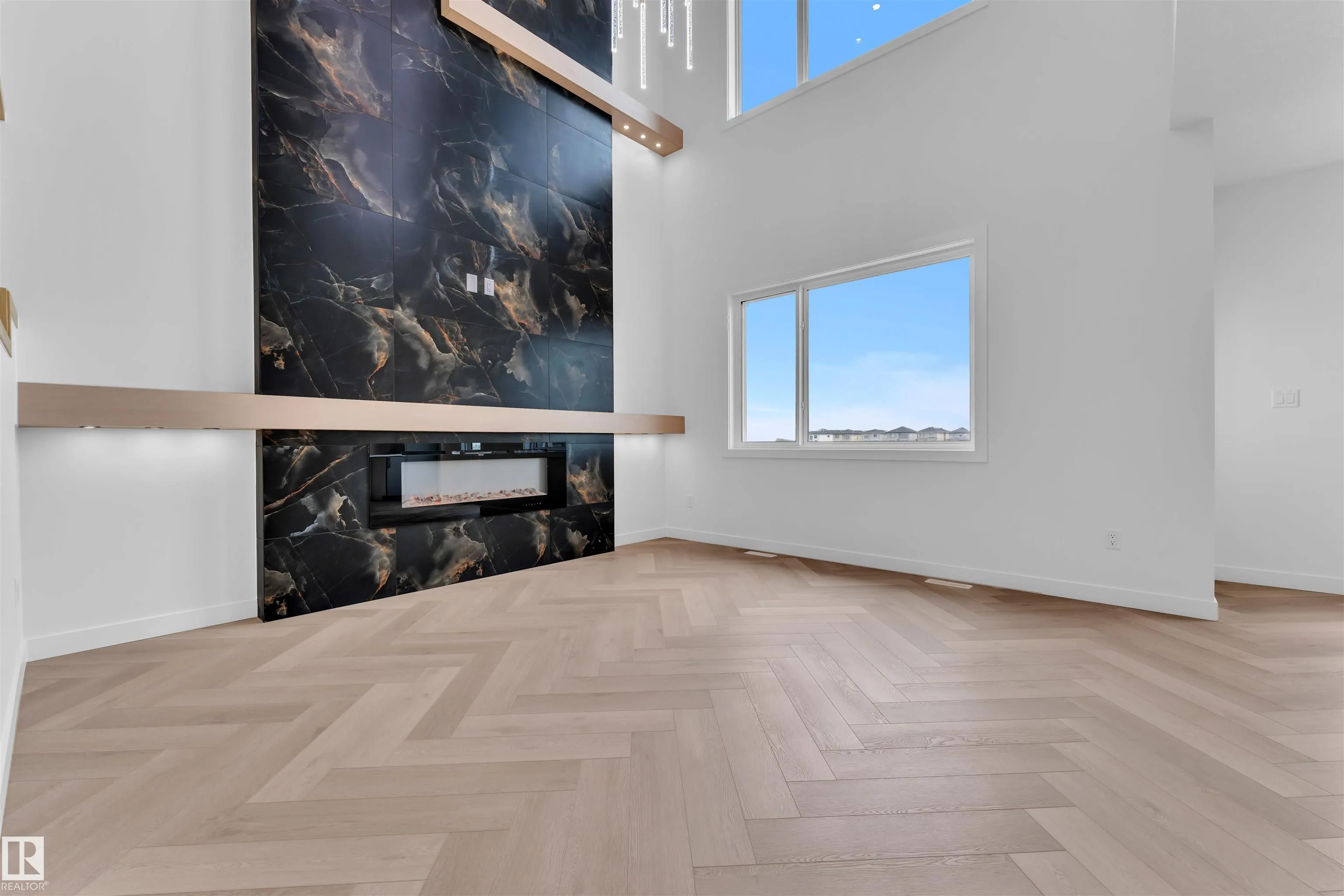 404 Pine Point(e)
