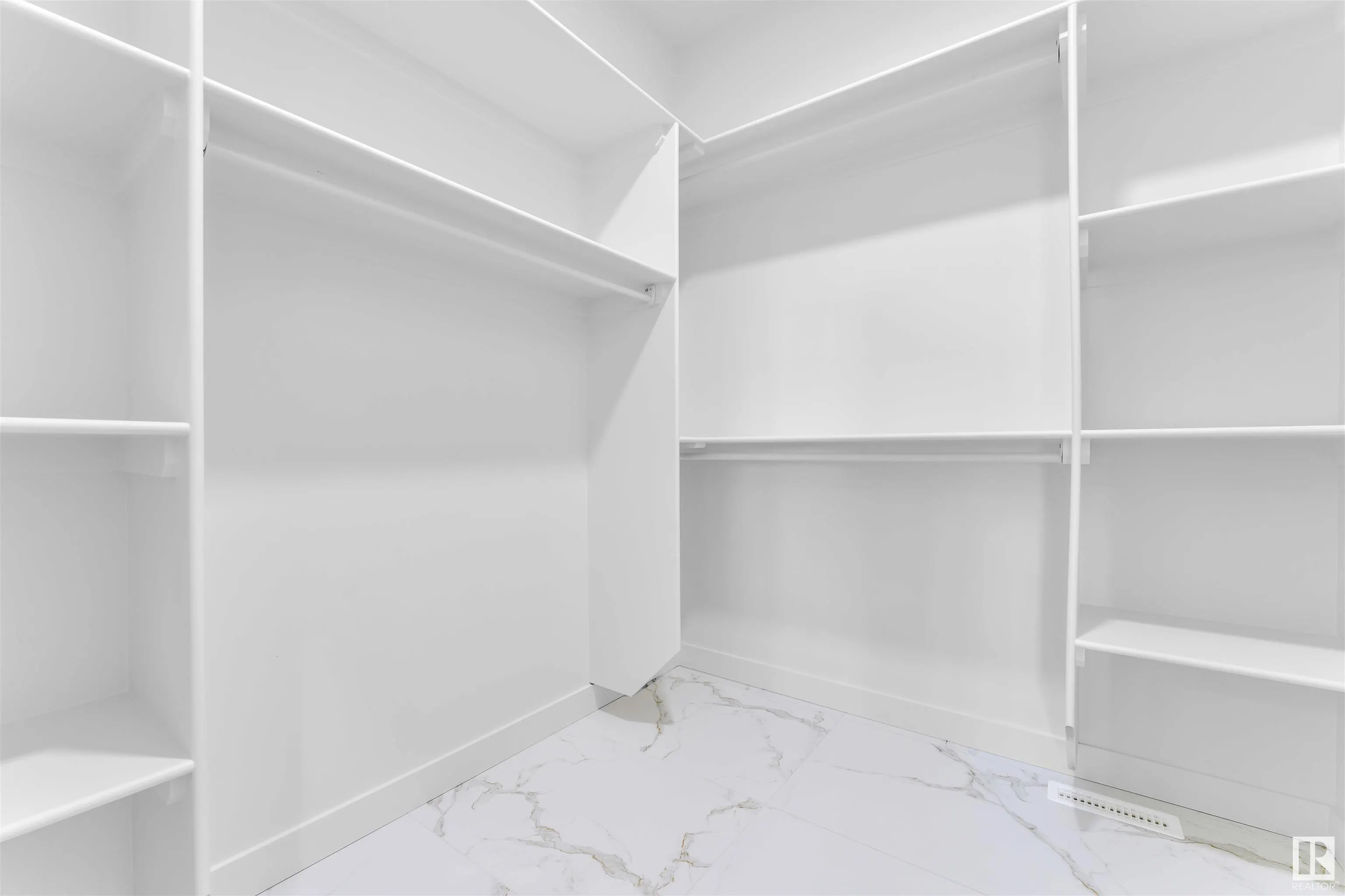 127 Lilac Close