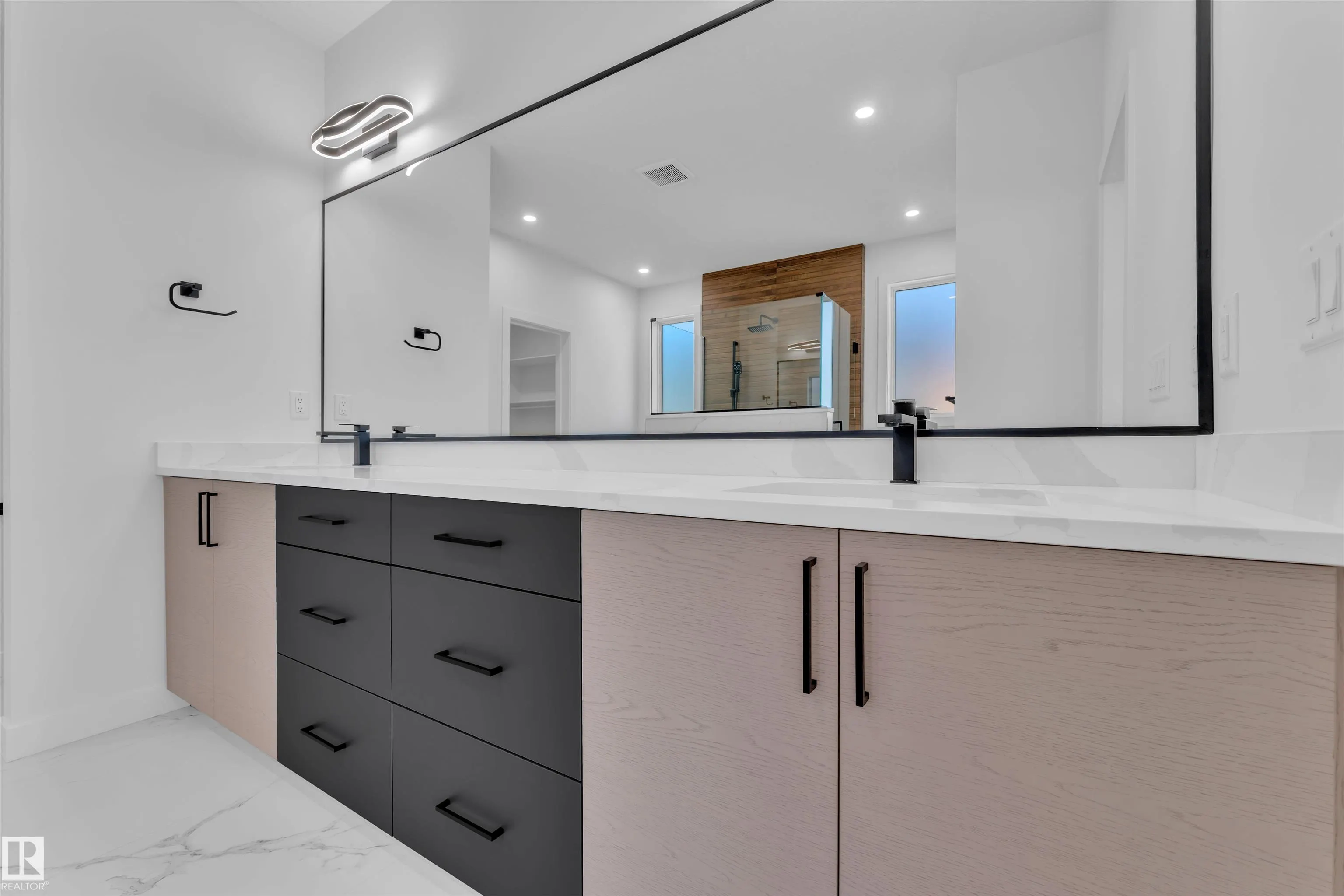 127 Lilac Close