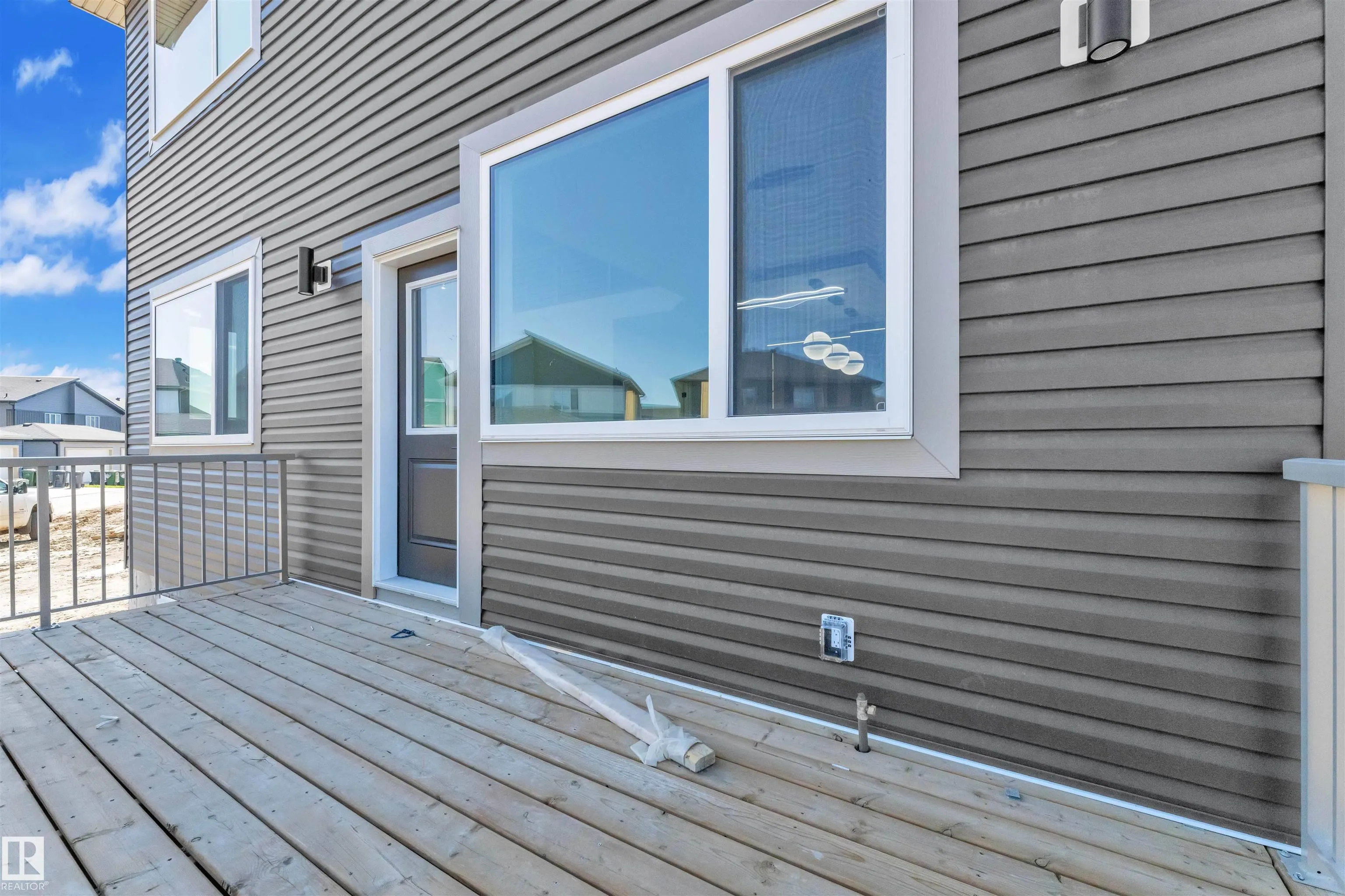 127 Lilac Close