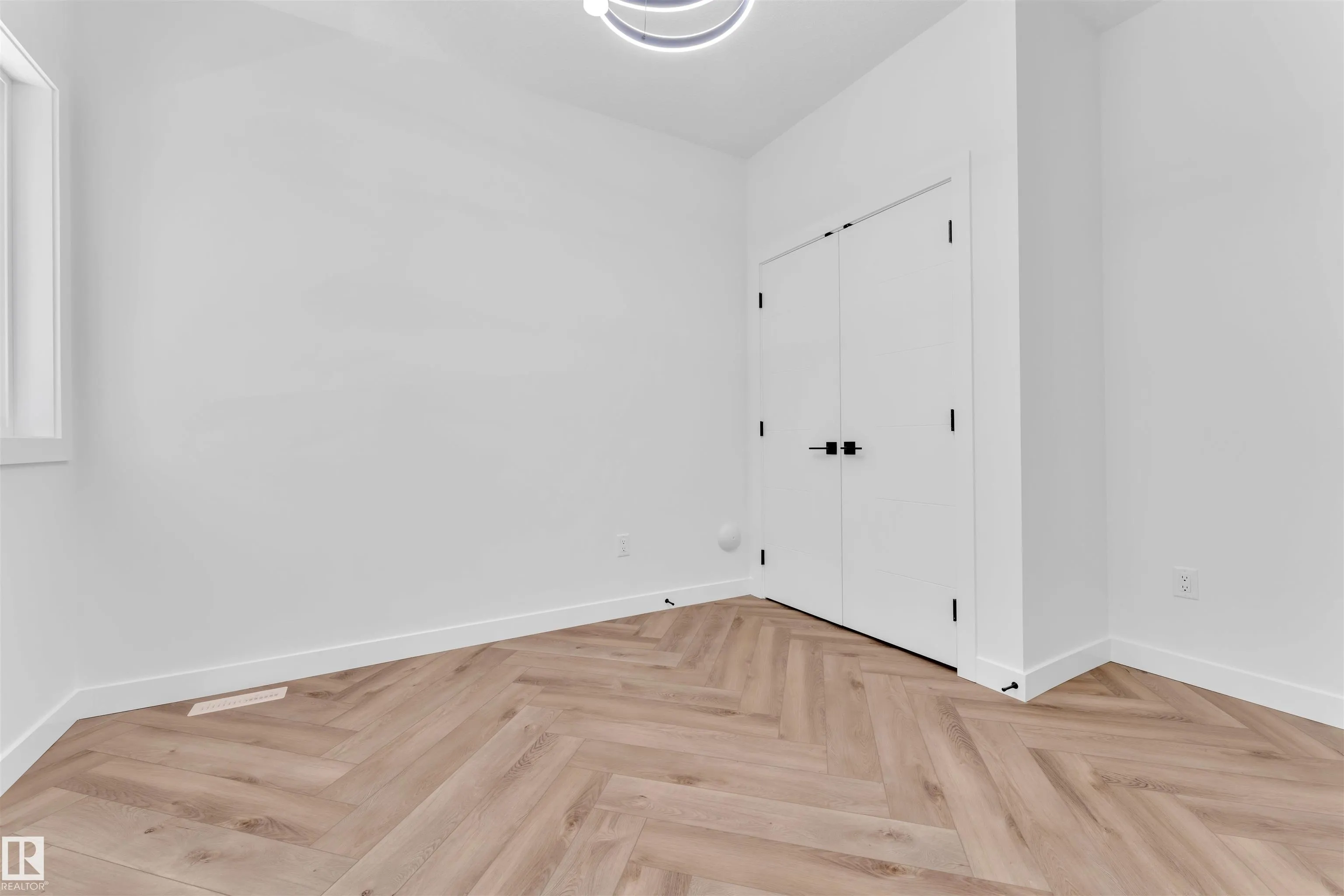 123 Lilac Close