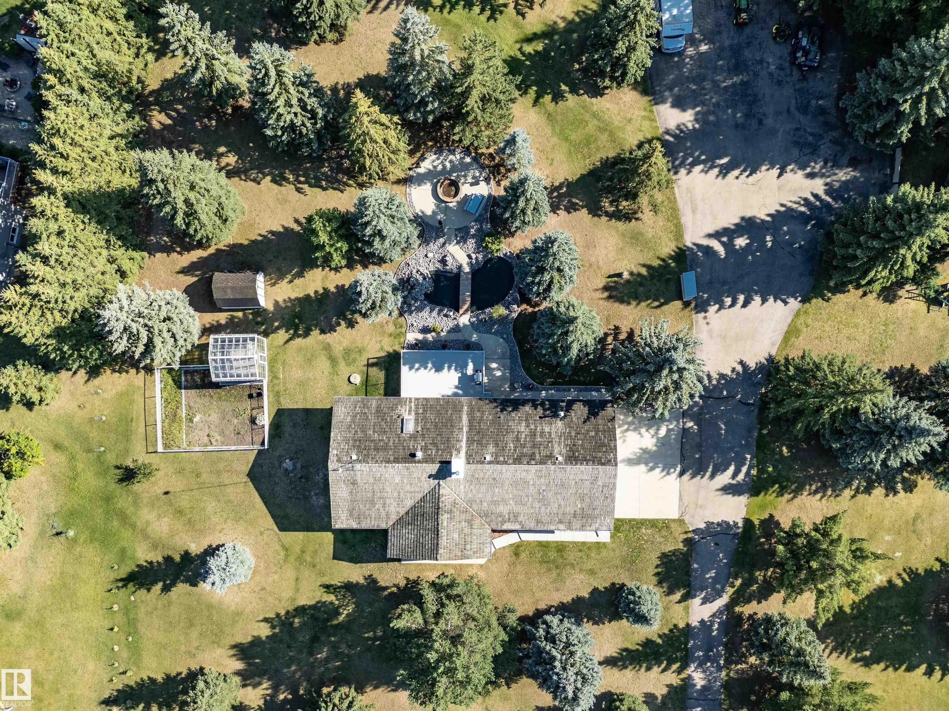 51128 RGE ROAD 261