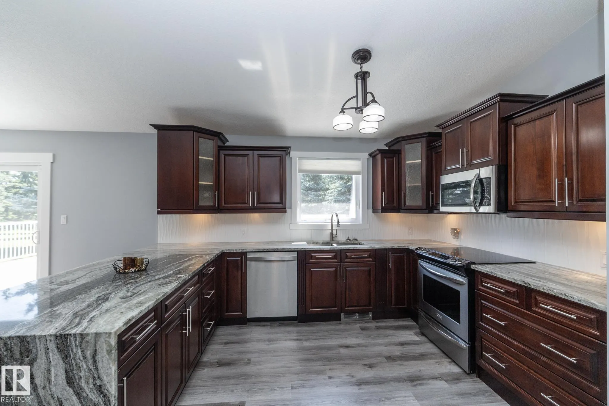 51128 RGE ROAD 261