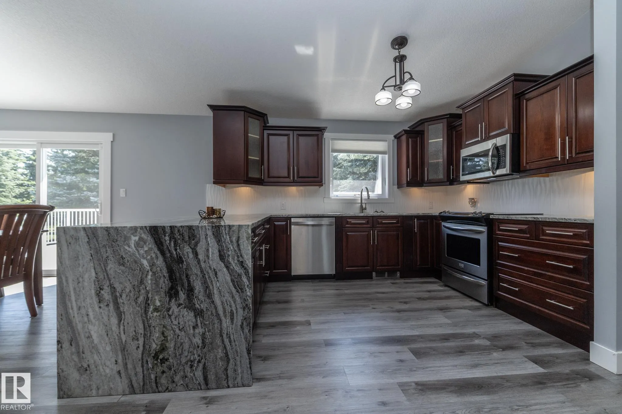 51128 RGE ROAD 261