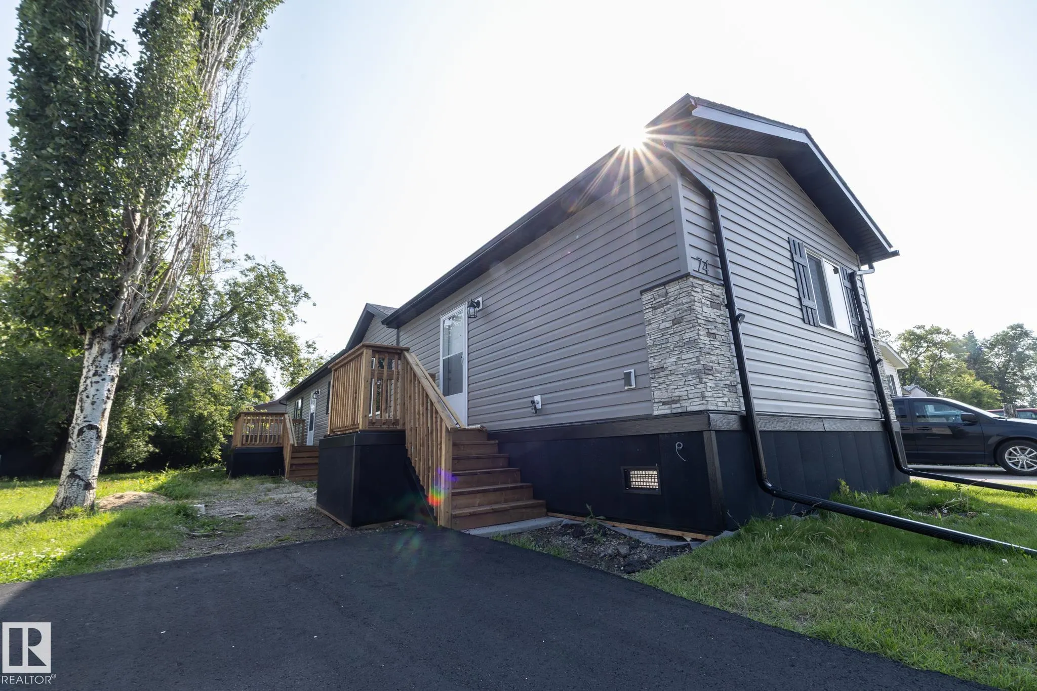 74 Willow Park Estates