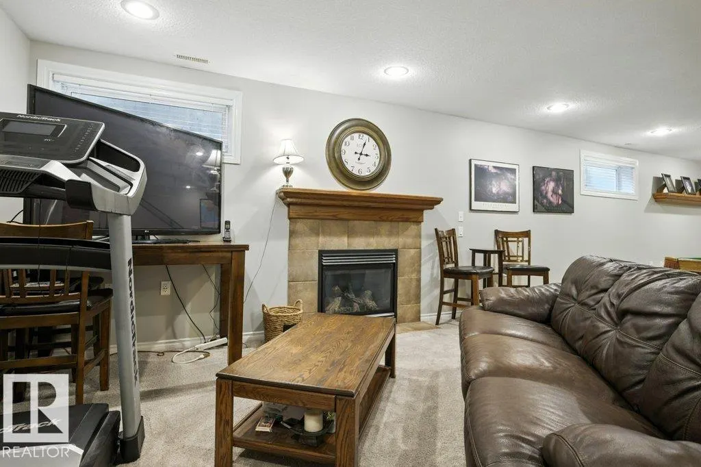 61 RIDGELAND Bay