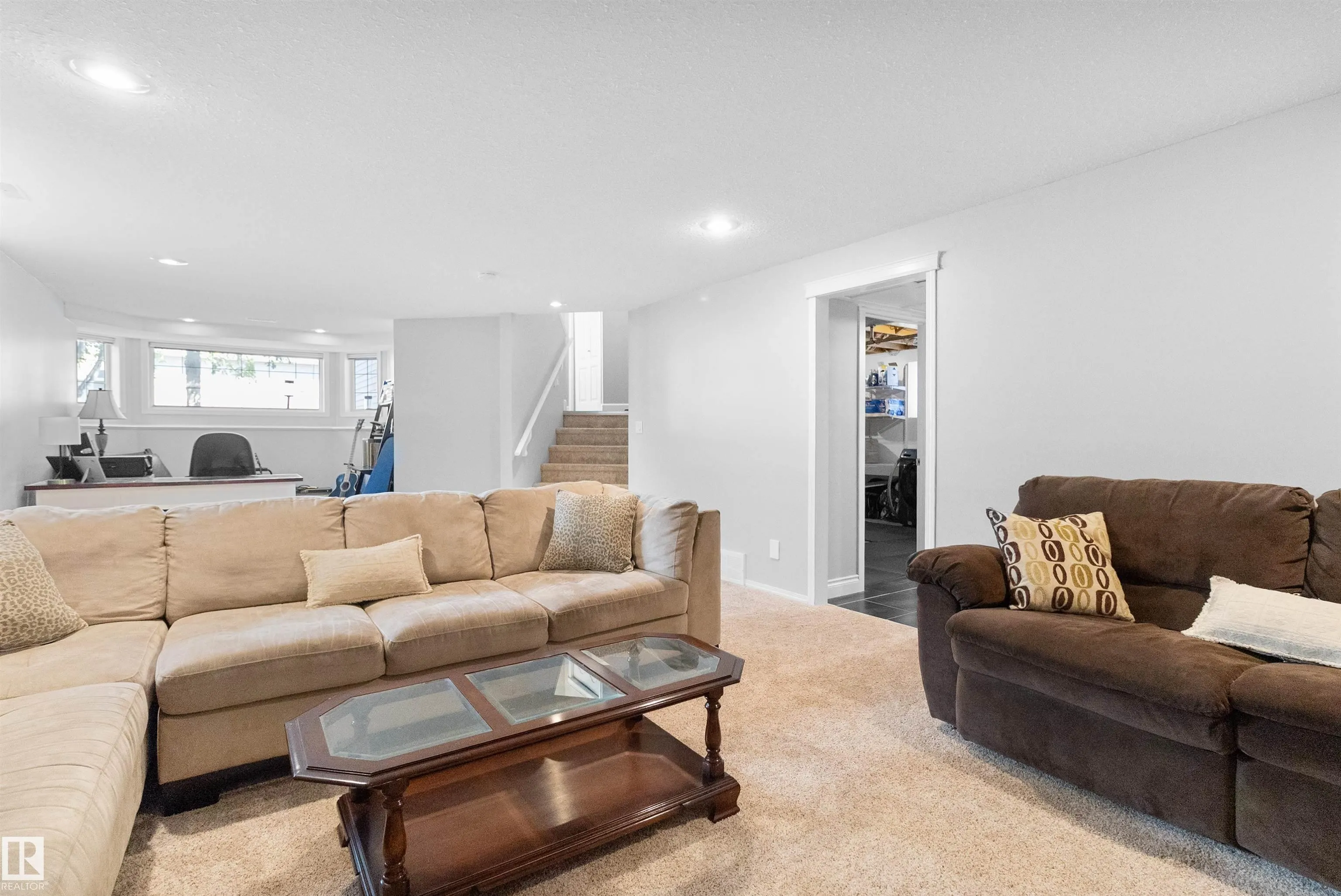 100 Ridgepoint Way