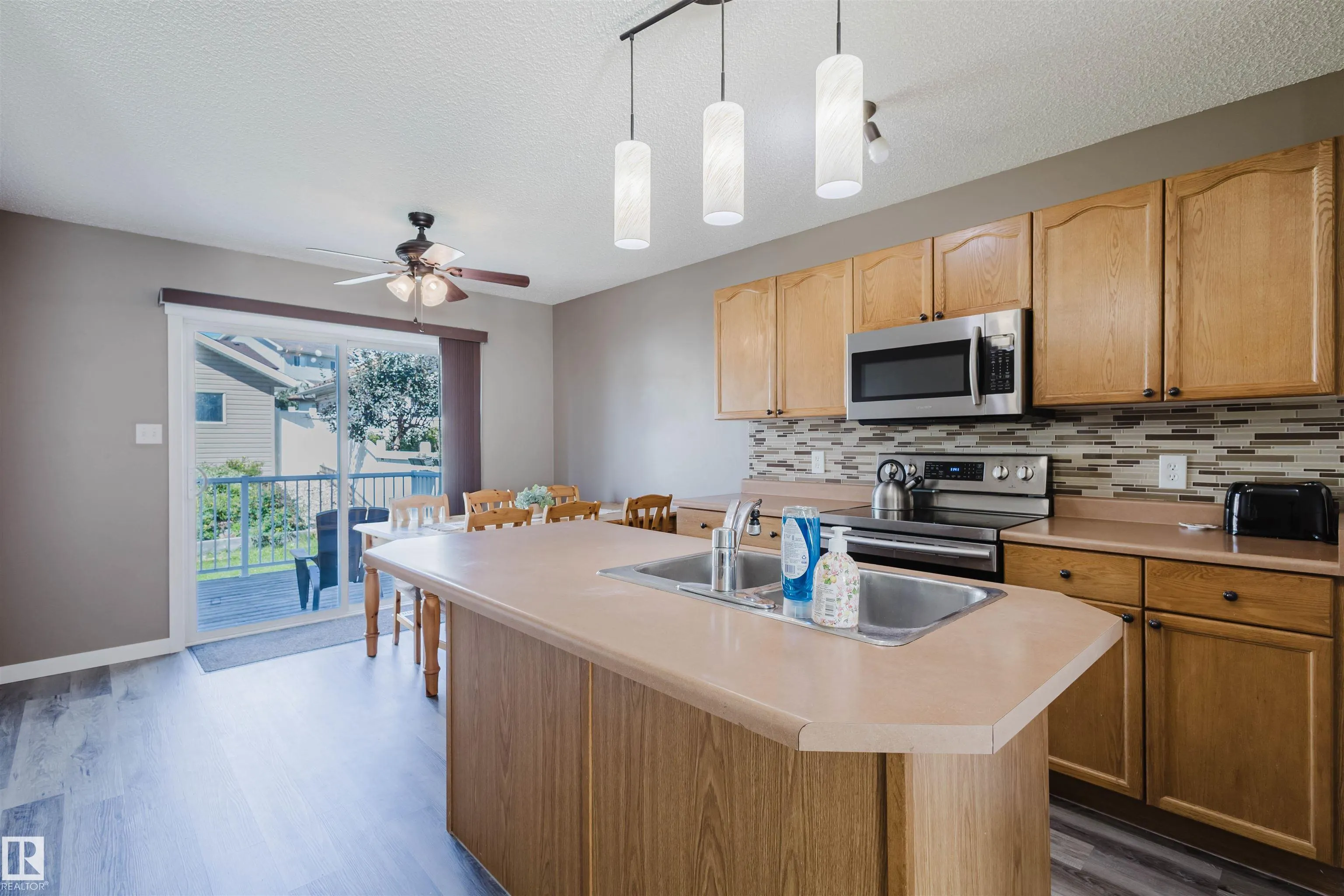 3032 TRELLE Crescent