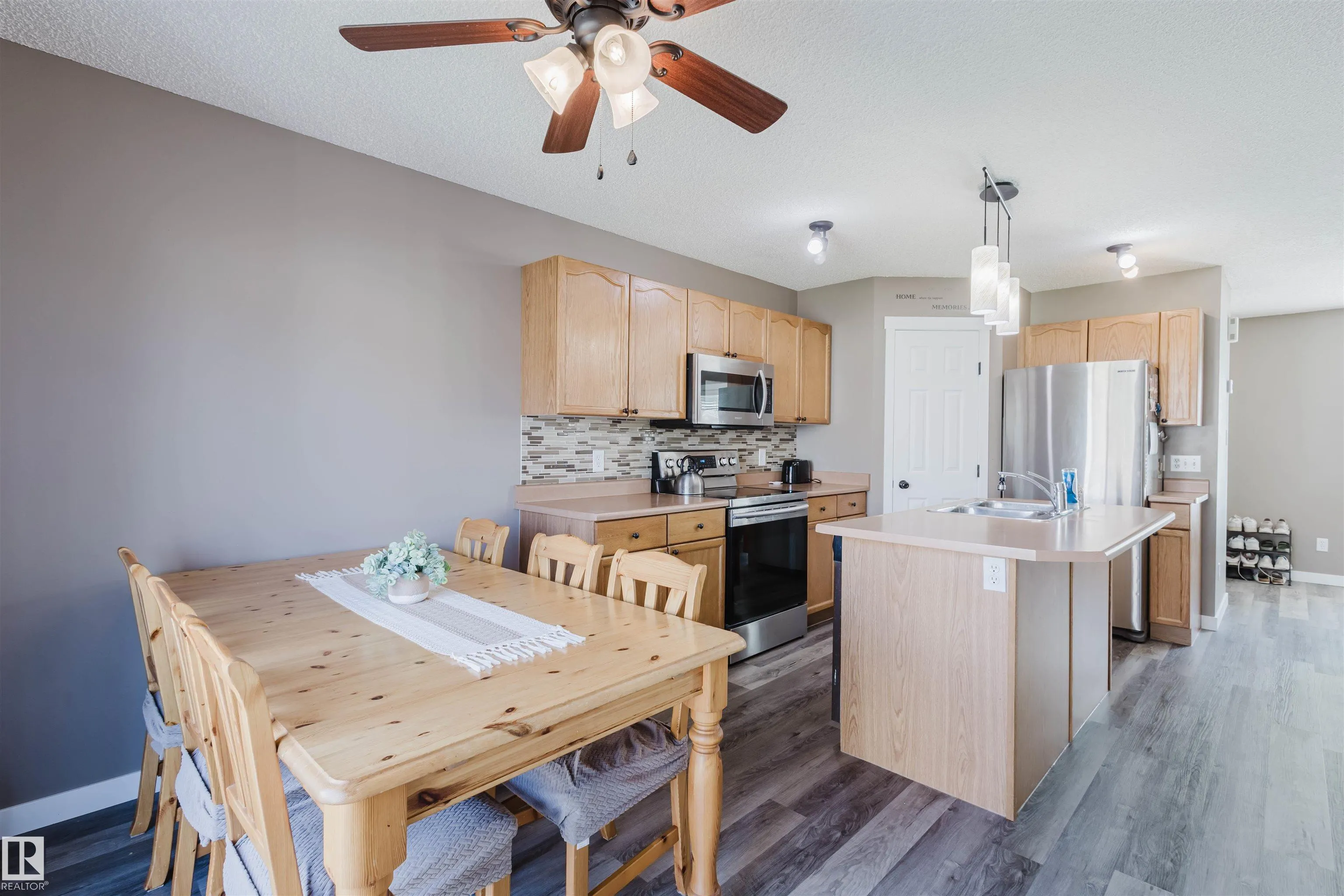 3032 TRELLE Crescent