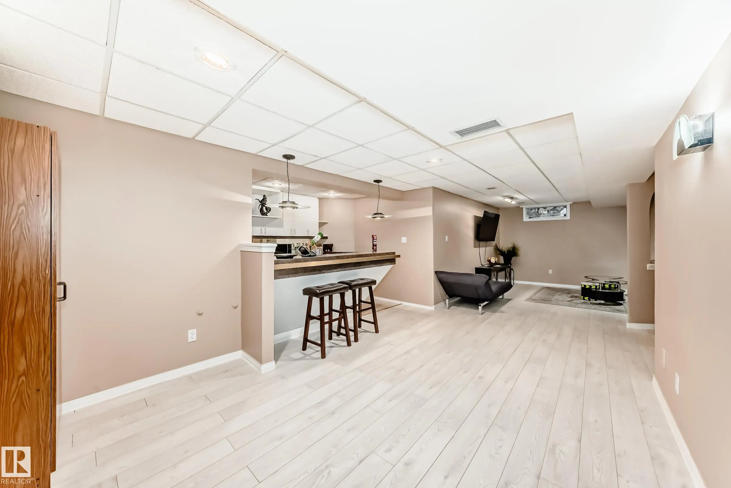 38 Deane Crescent