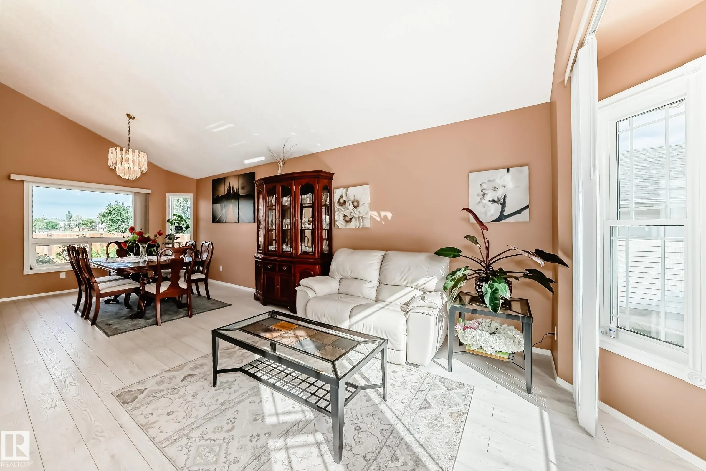 38 Deane Crescent