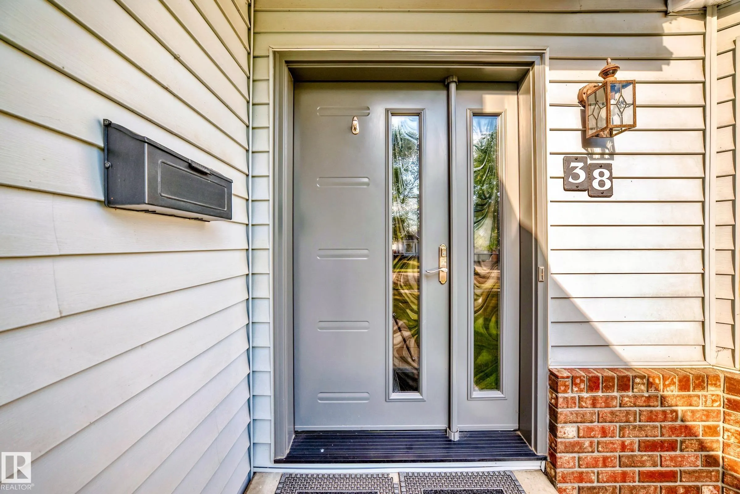 38 Deane Crescent