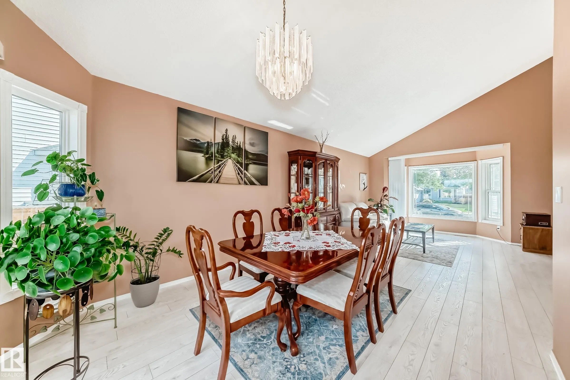 38 Deane Crescent