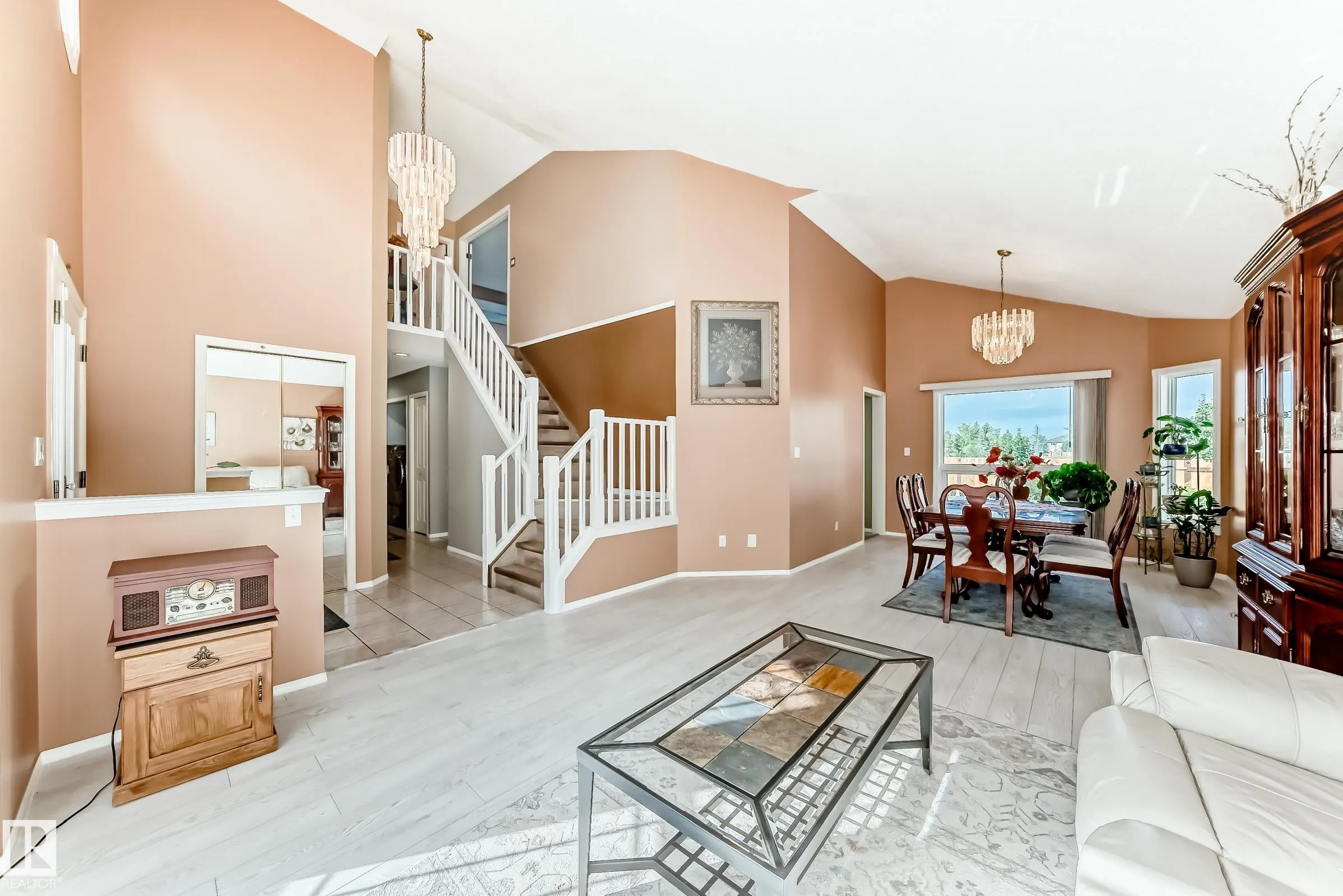 38 Deane Crescent
