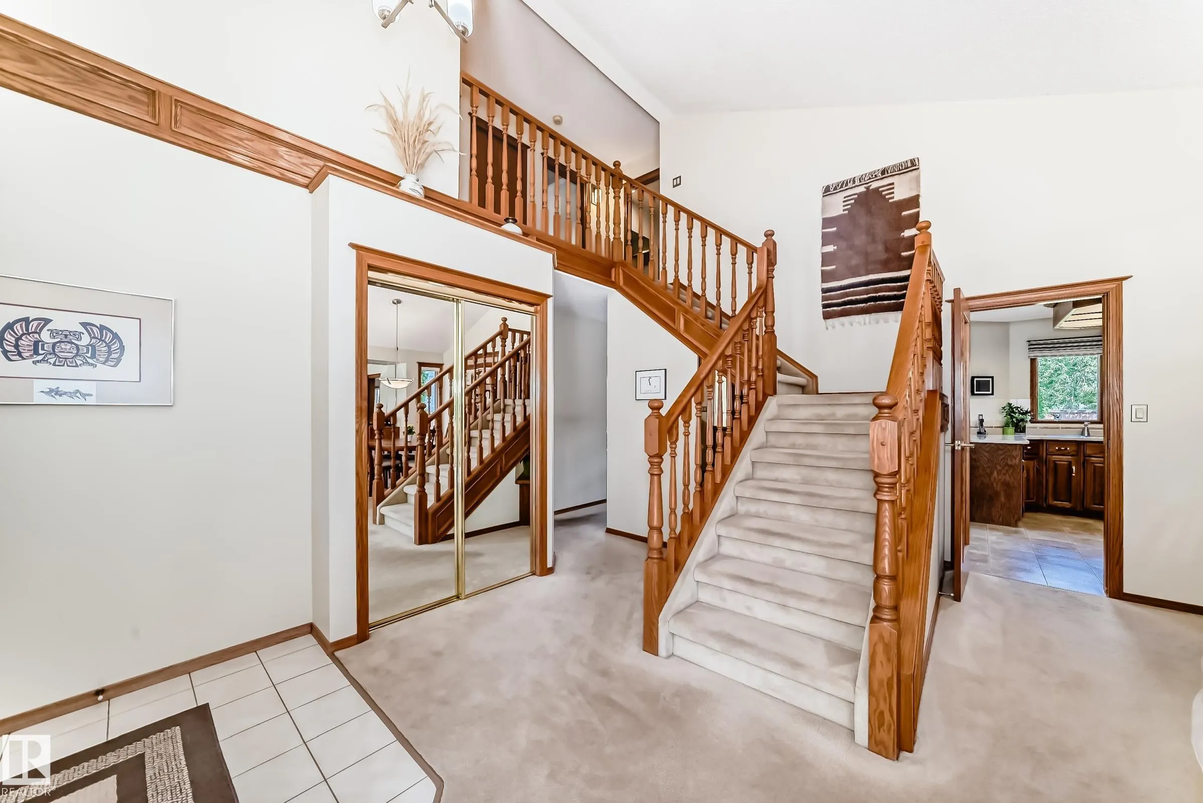 10 DUFFERIN Street