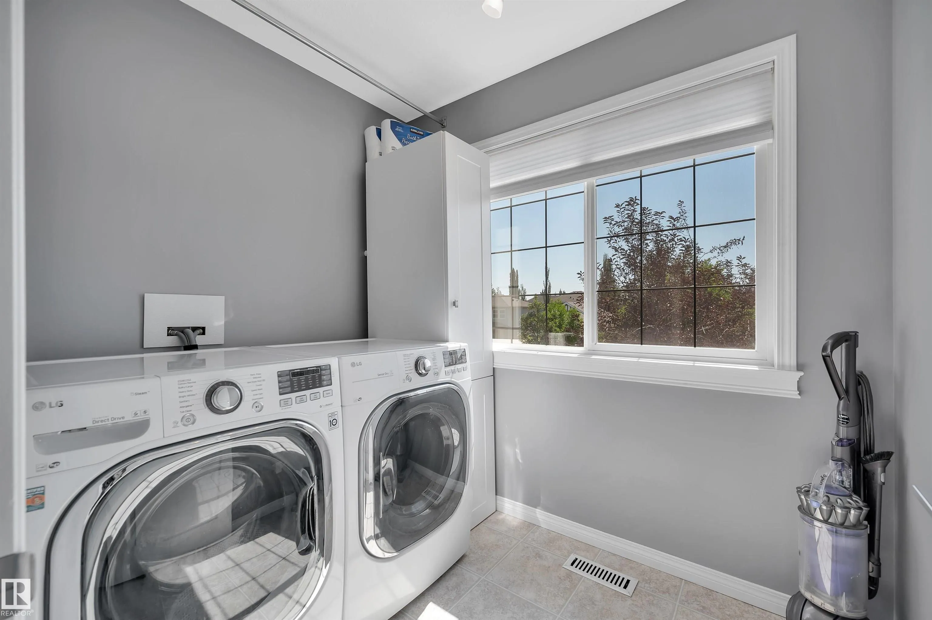 106 EASTGATE Way