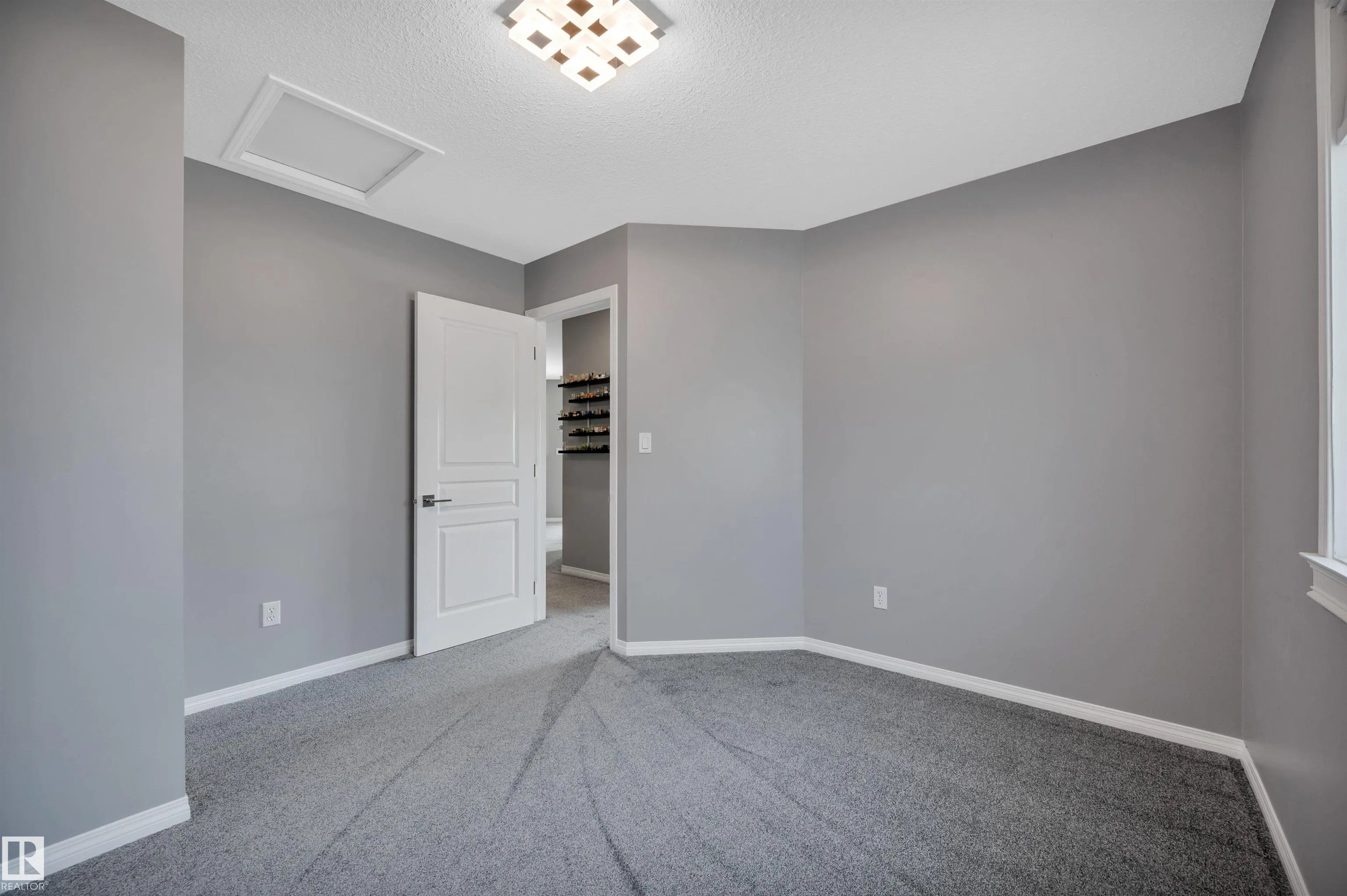 106 EASTGATE Way