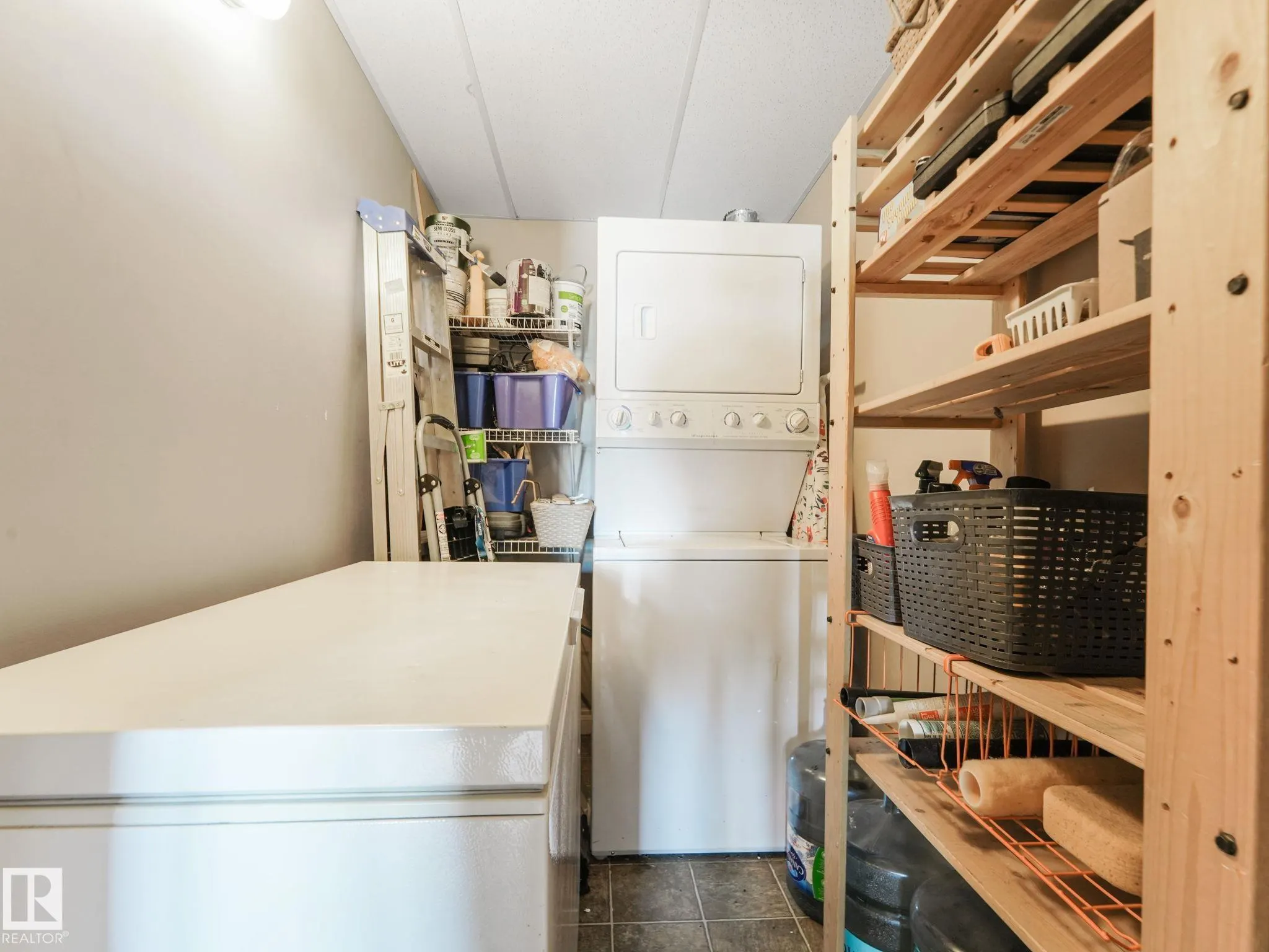 12408 15 Avenue