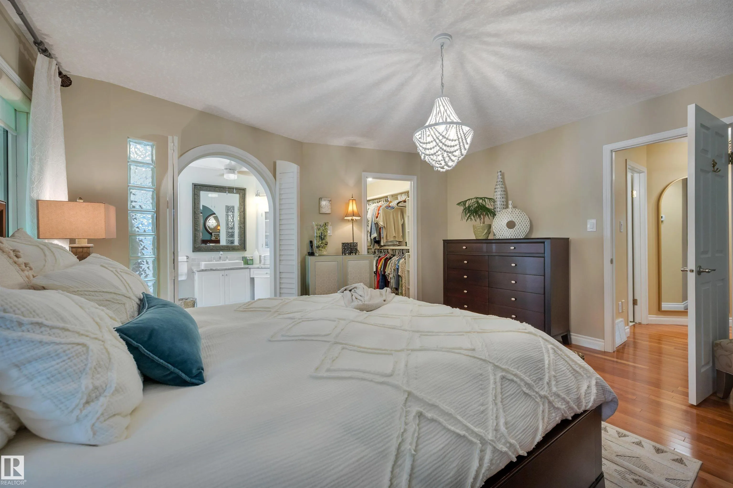 49 BERRYMORE Drive