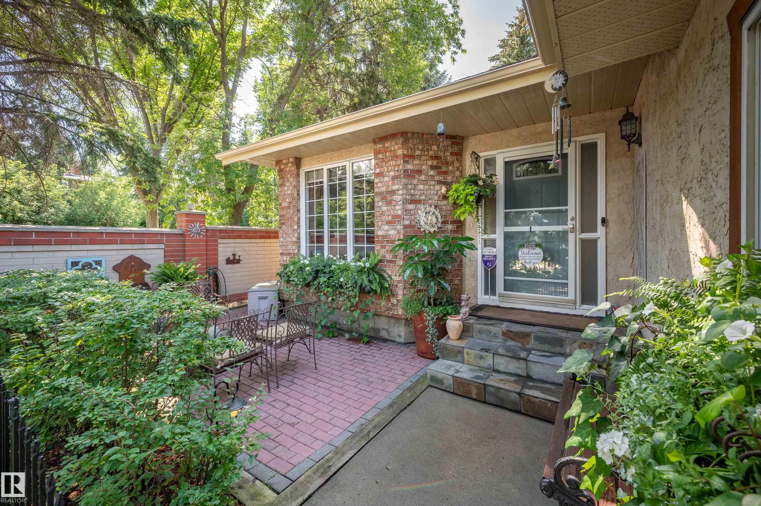 49 BERRYMORE Drive