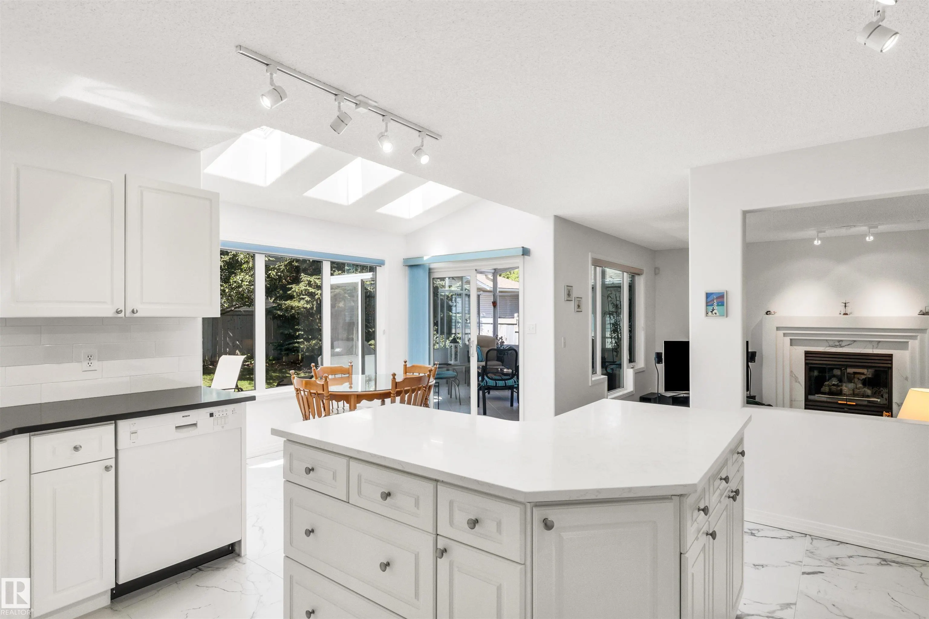 3 ORCHARD Court