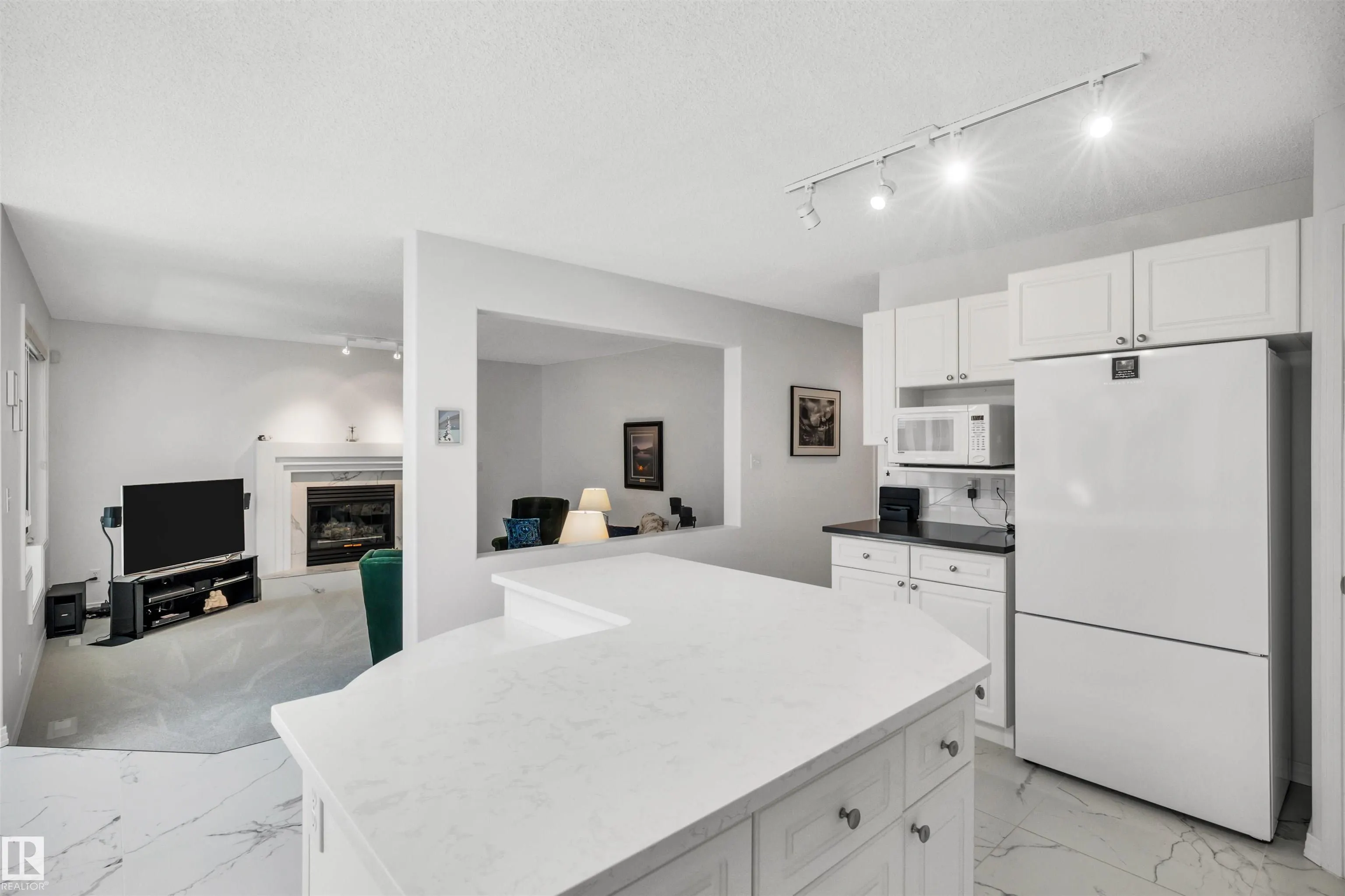 3 ORCHARD Court