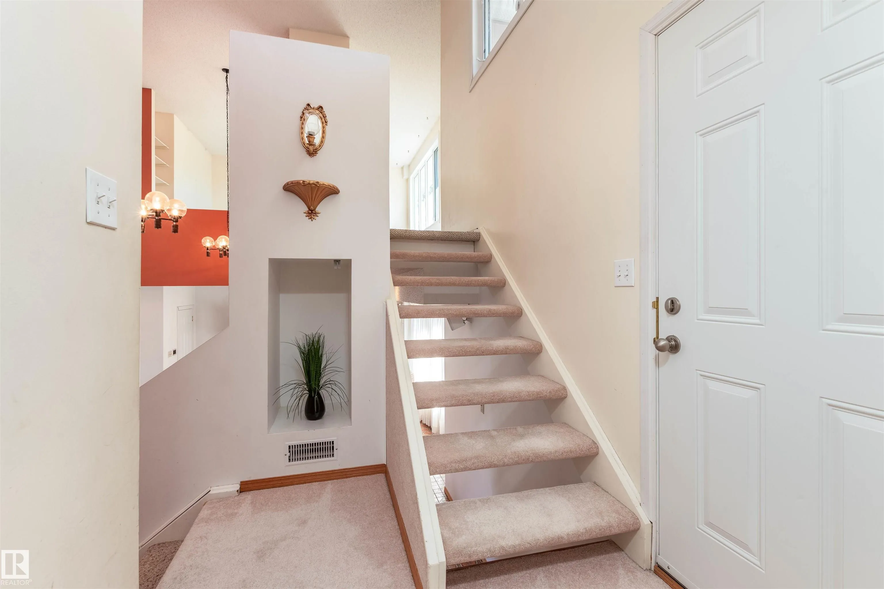 120 GALLOWAY Drive