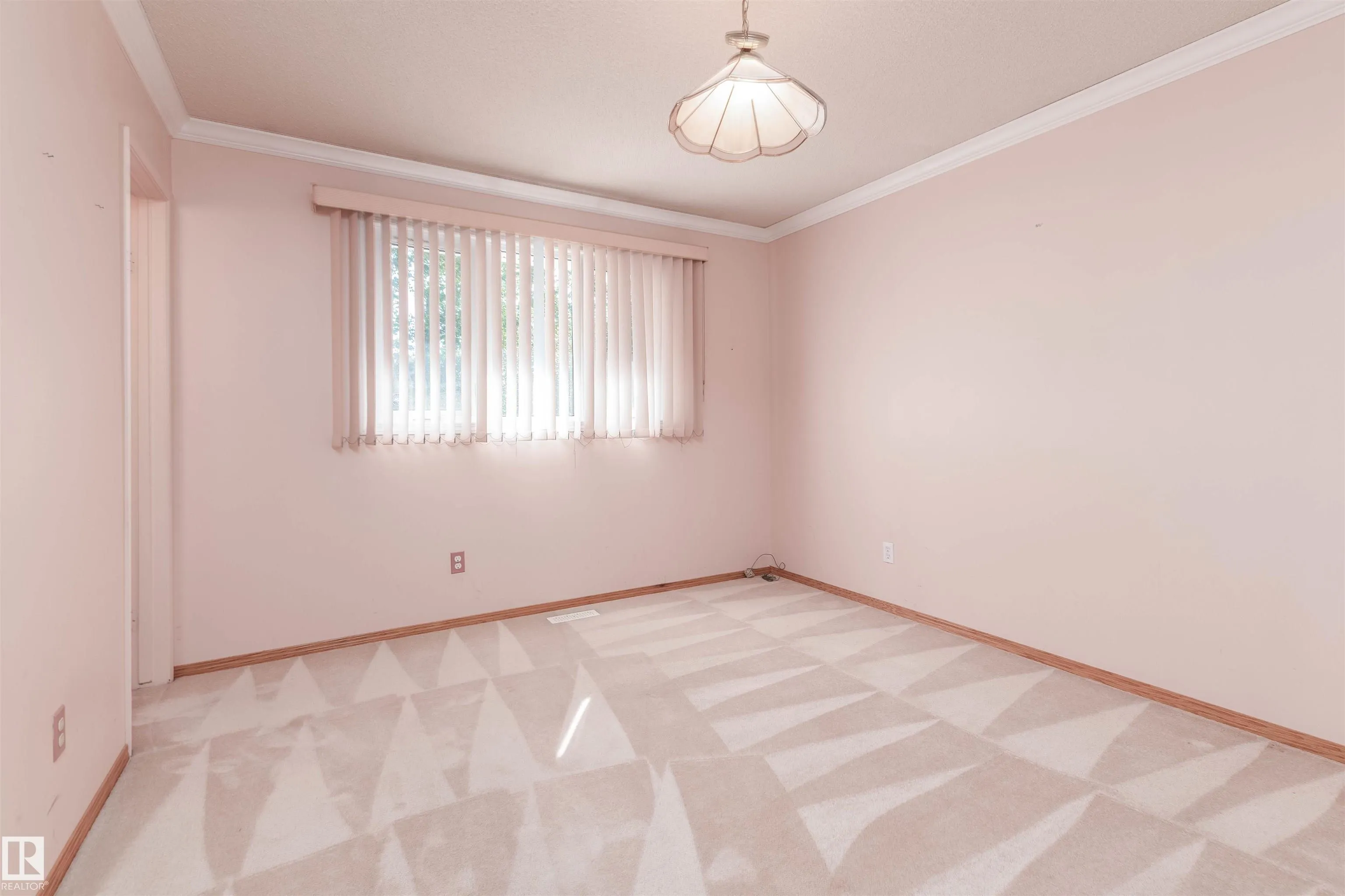 120 GALLOWAY Drive