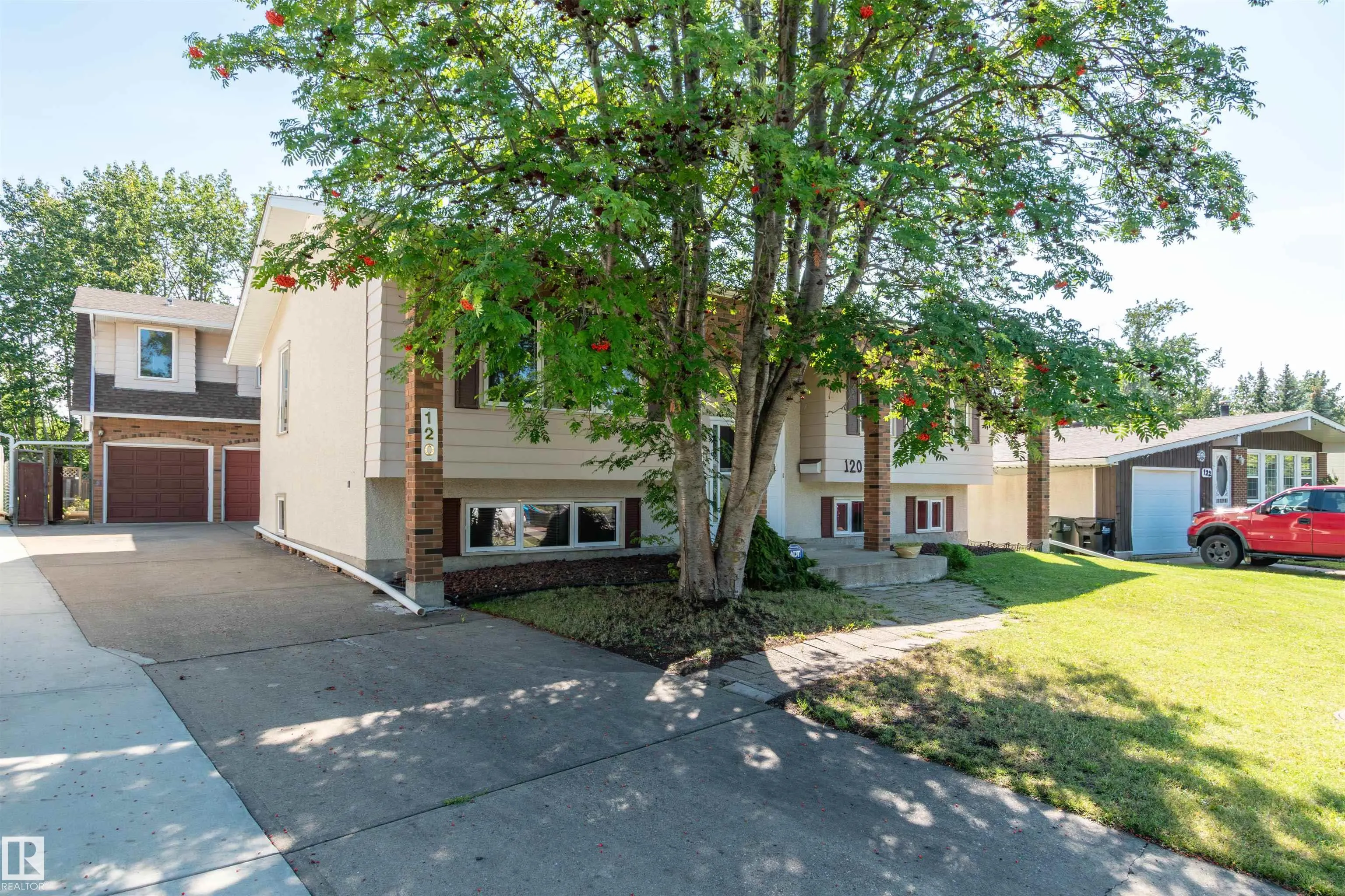 120 GALLOWAY Drive