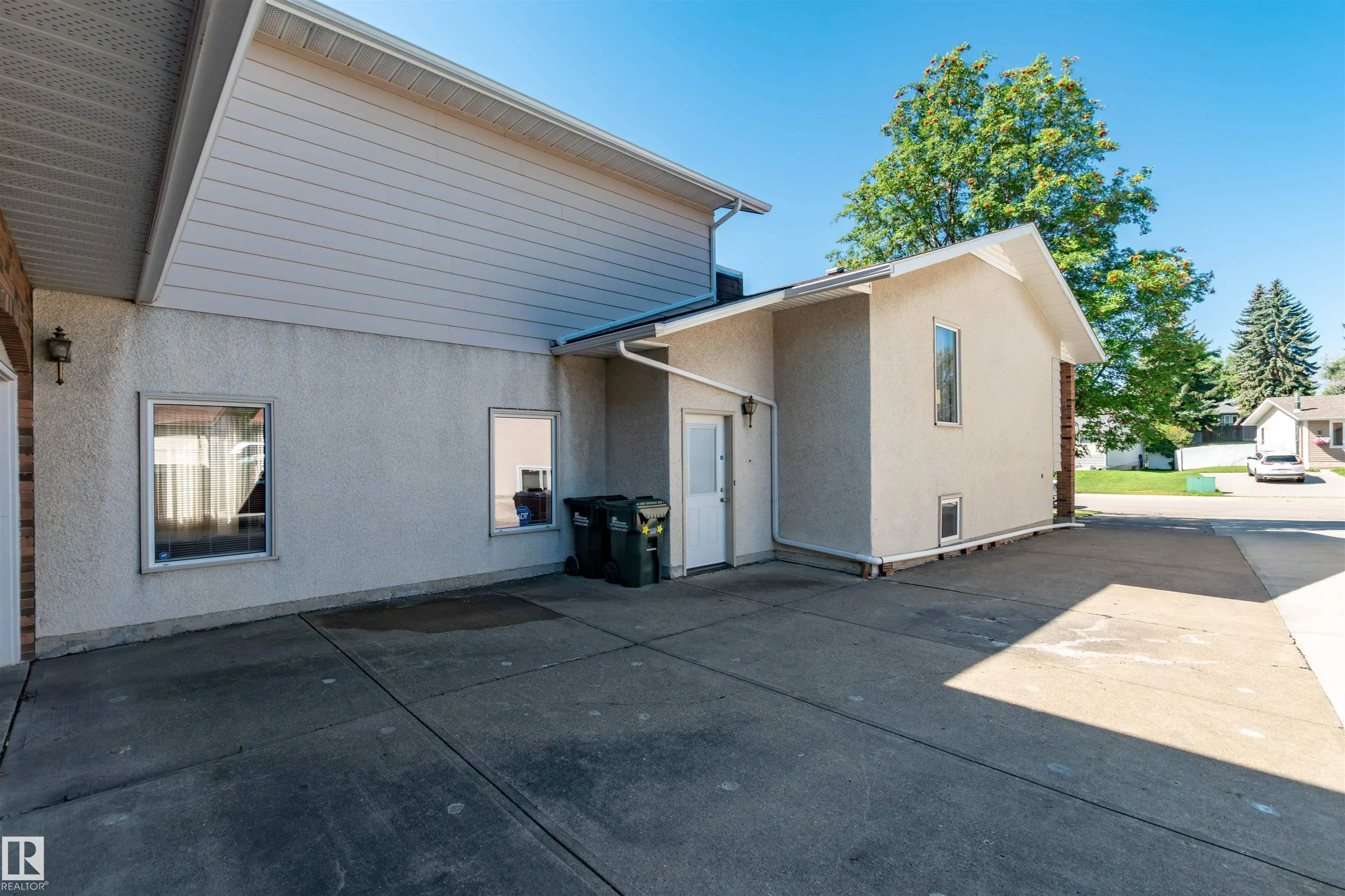 120 GALLOWAY Drive