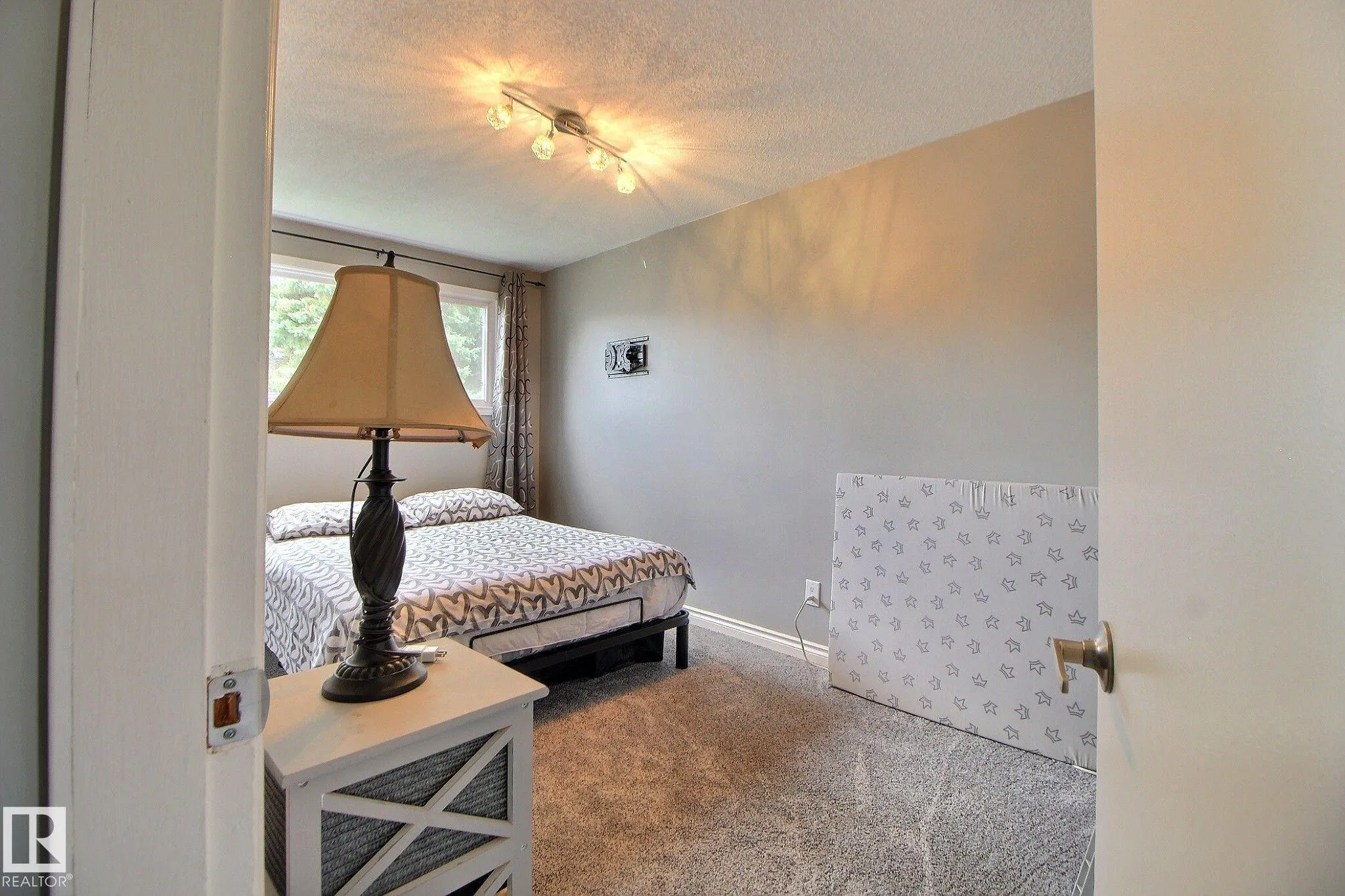 75 HERON Road