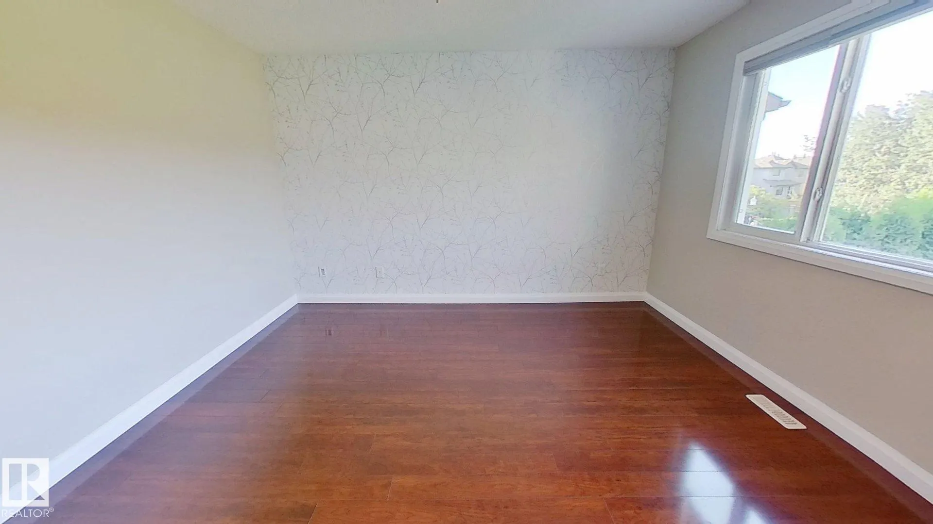5168 SUNVIEW Drive