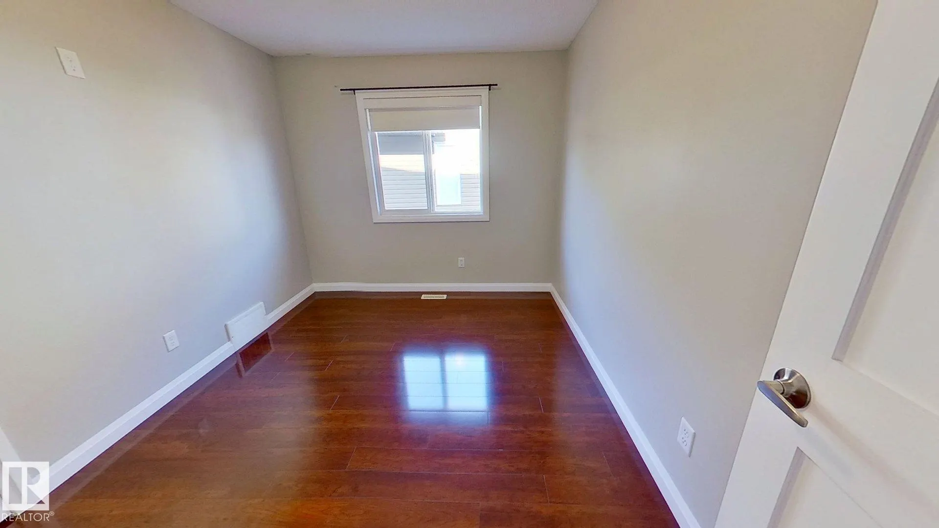 5168 SUNVIEW Drive