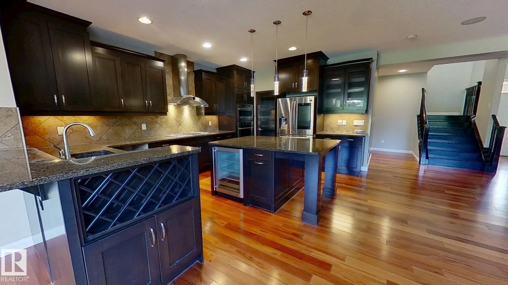 5168 SUNVIEW Drive