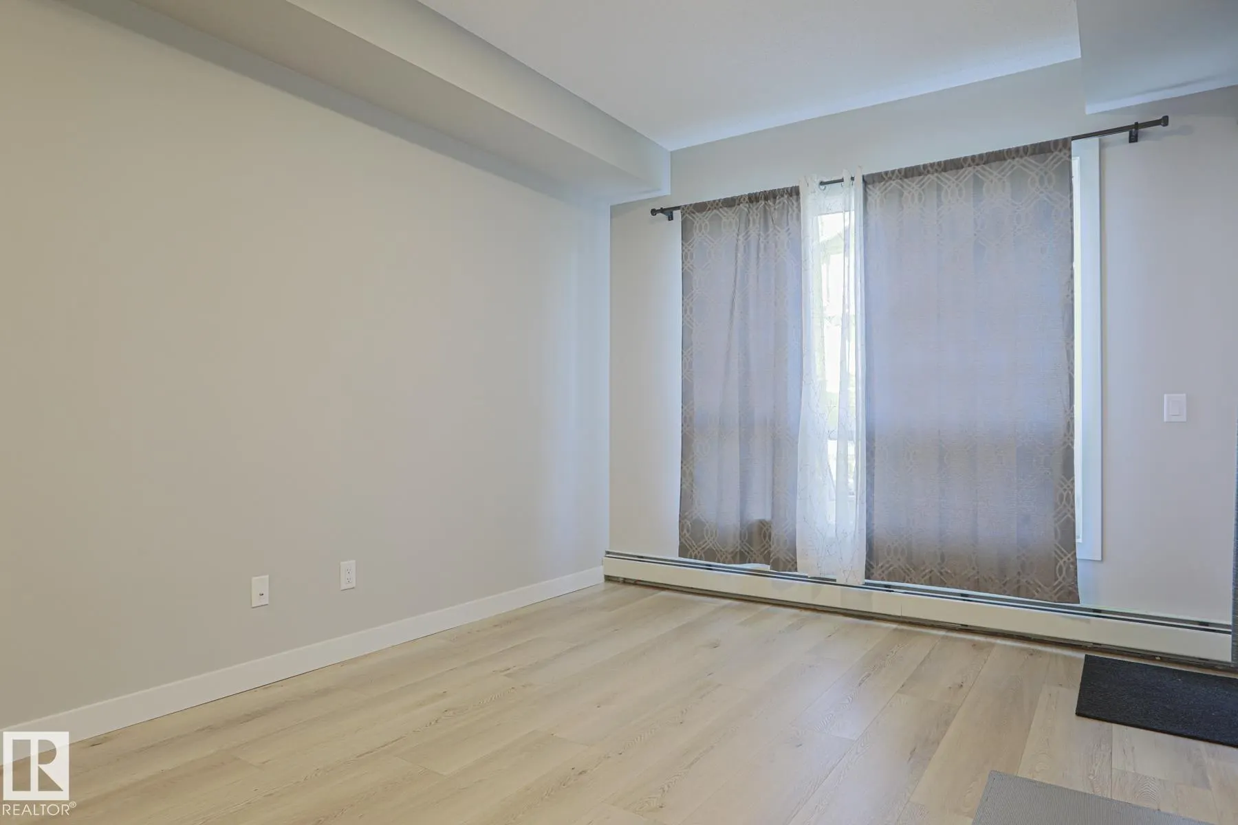 12804 140 Avenue