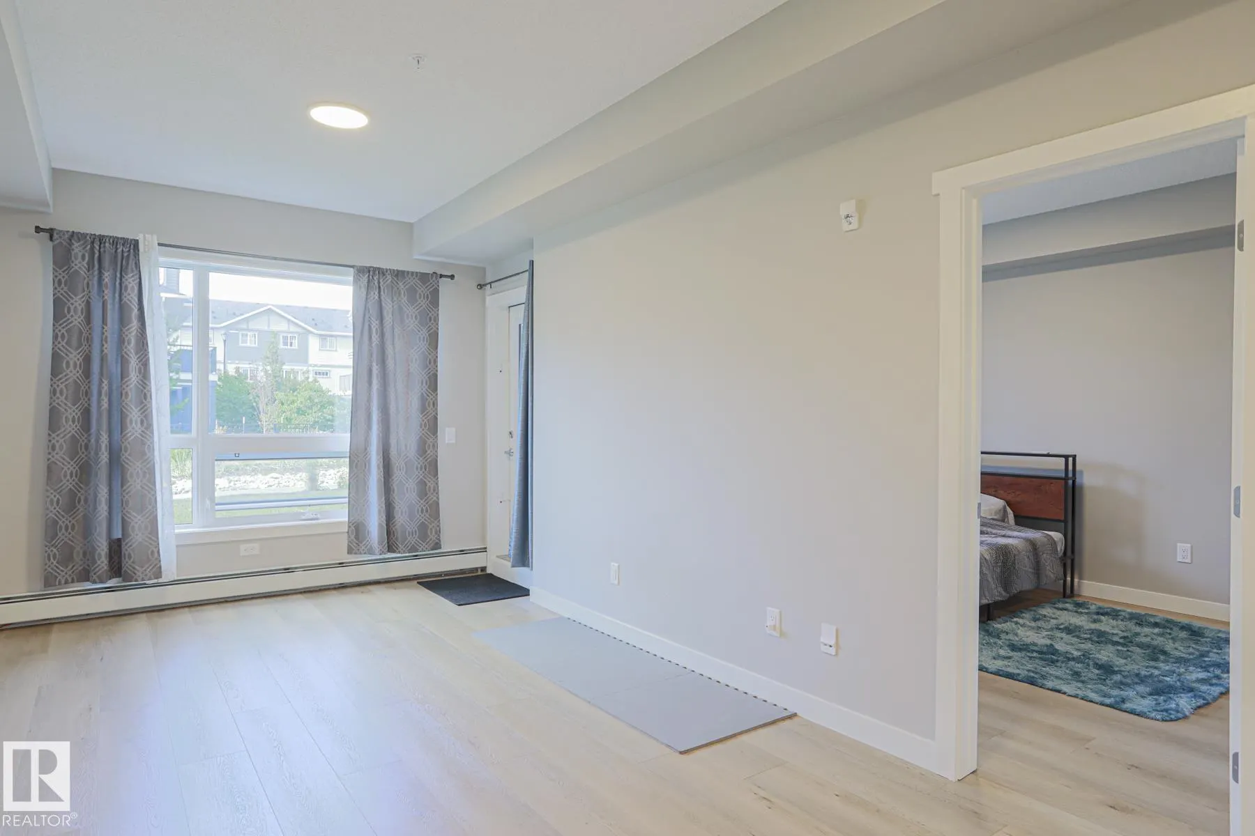 12804 140 Avenue