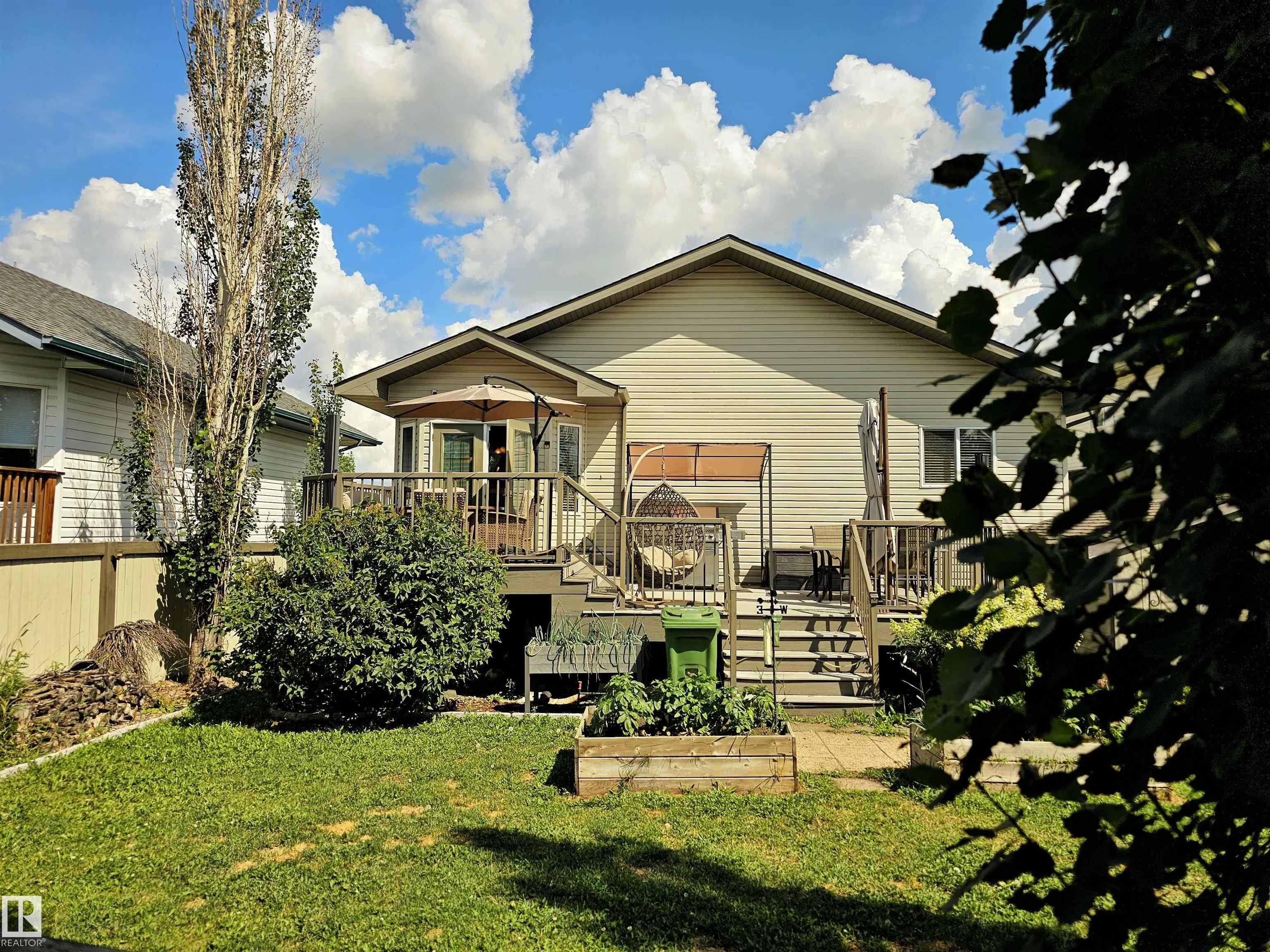 5 ALDERSON Close