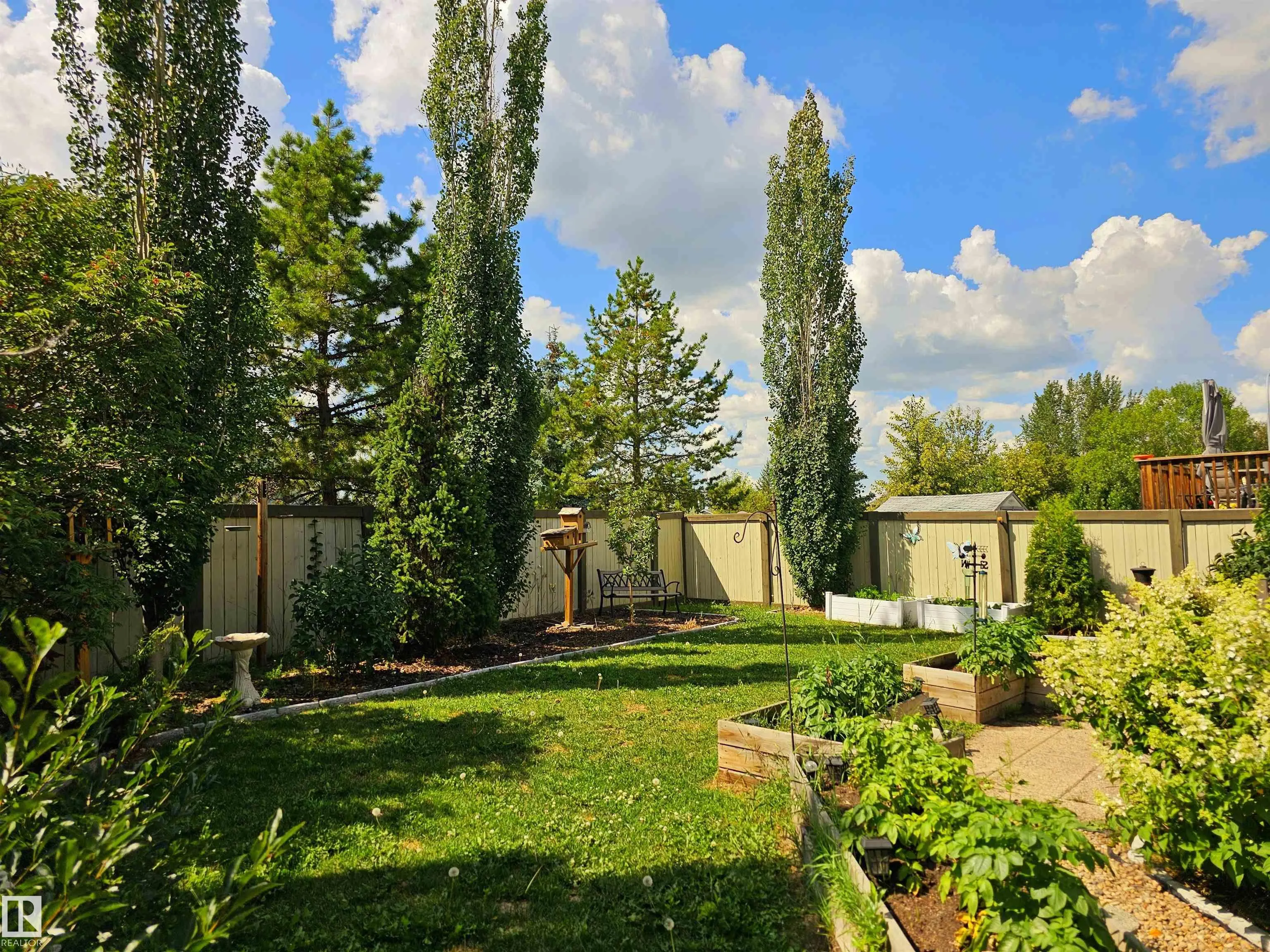 5 ALDERSON Close